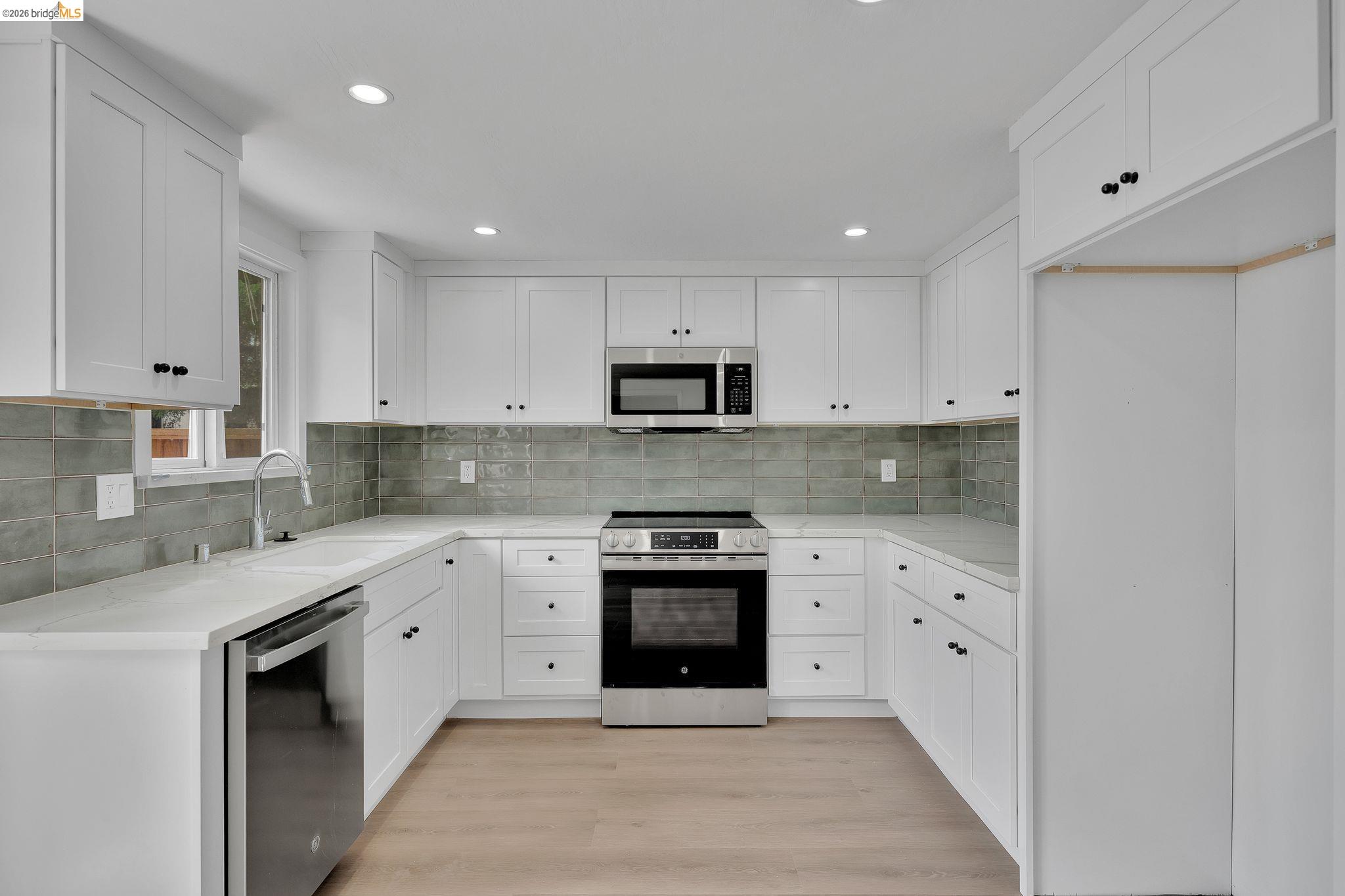 1808 Wildbrook Ct # D, Concord CA 94521 — photo 12