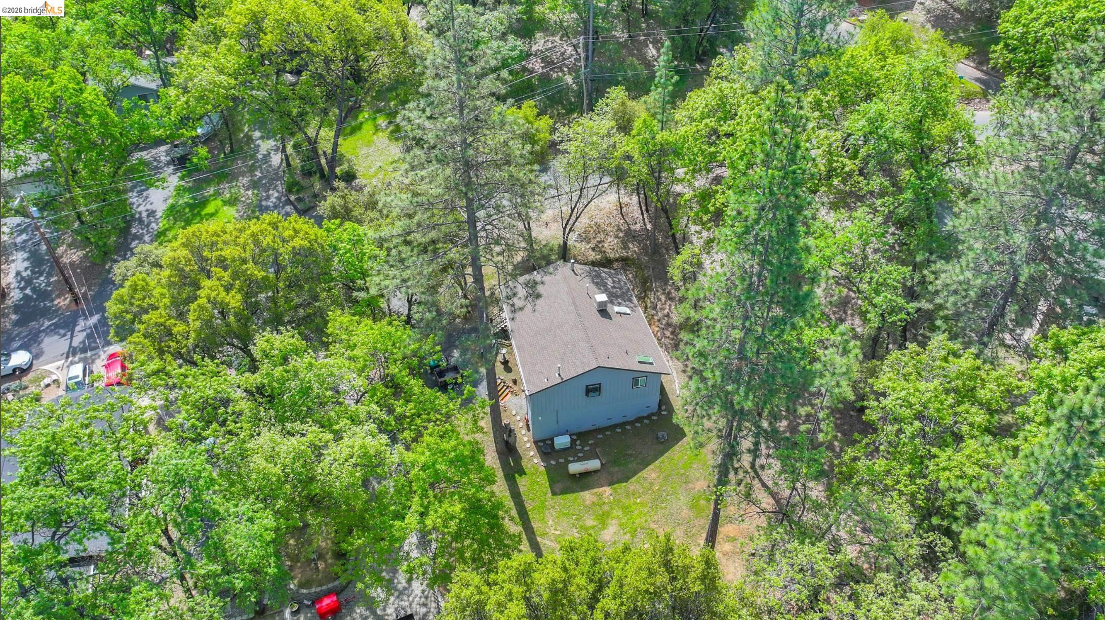 18996 Digger Pine Street, Groveland CA 95321 — photo 32