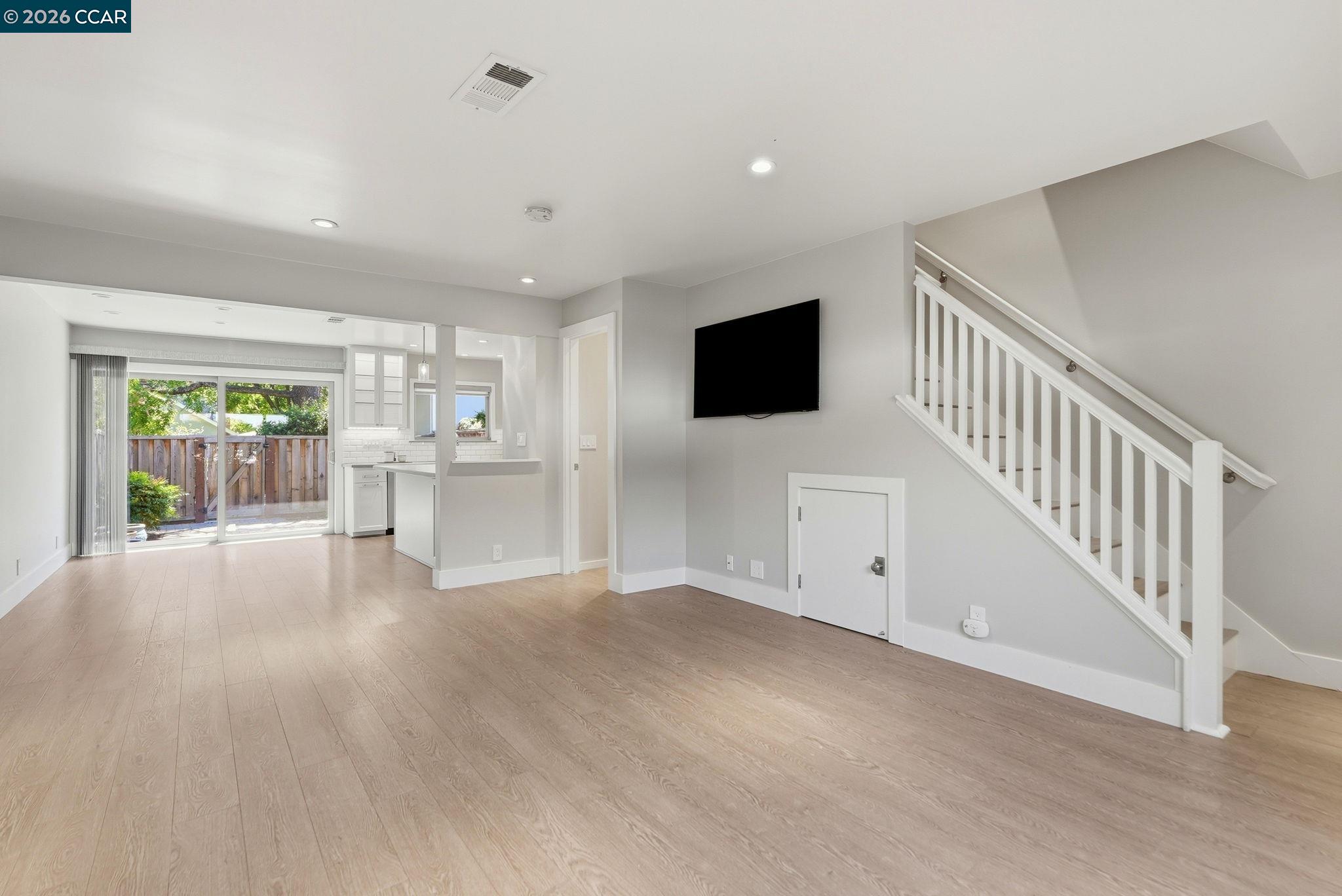 Photo #12: 41135813 Listing: Photo #12