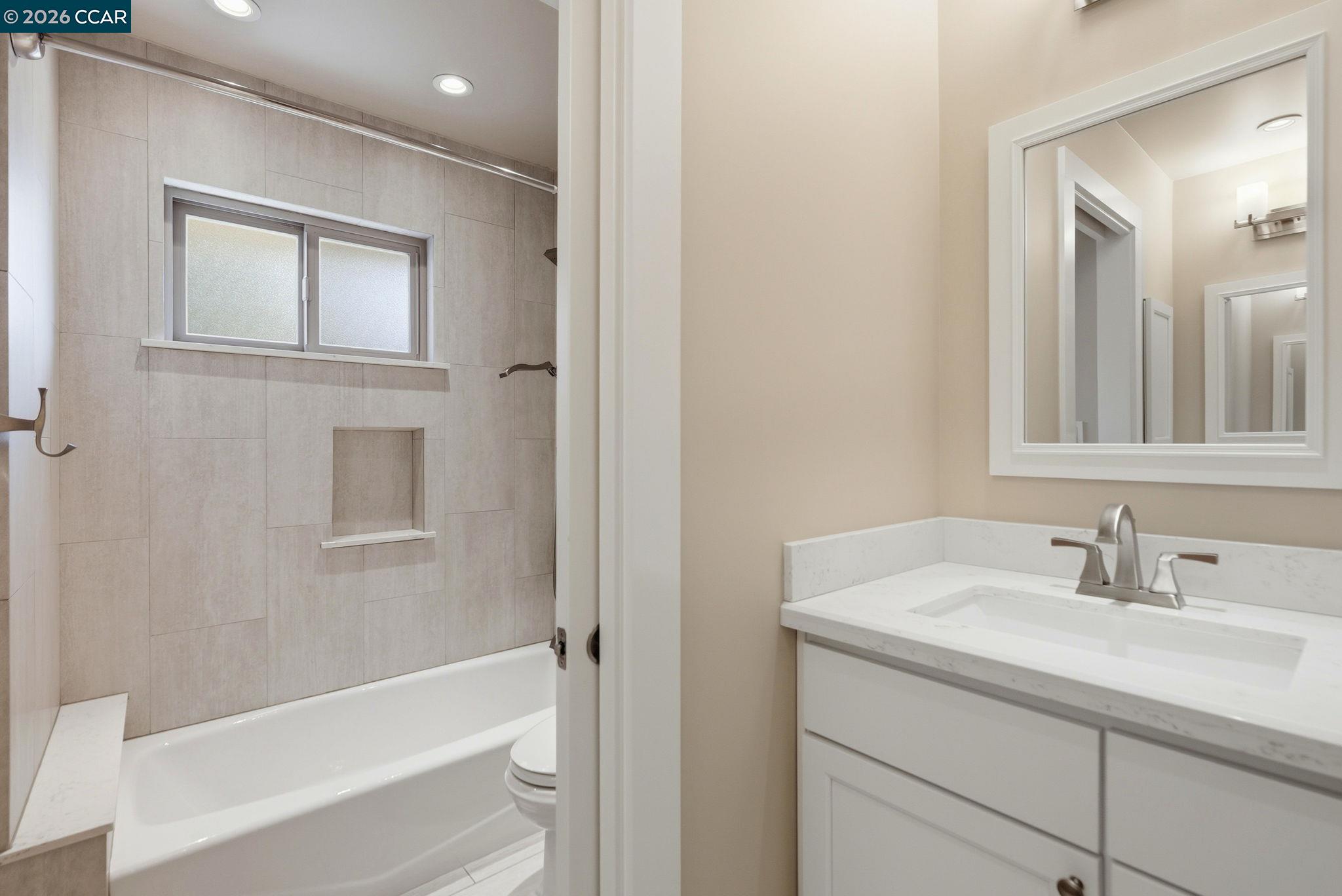 Photo #28: 41135813 Listing: Photo #28