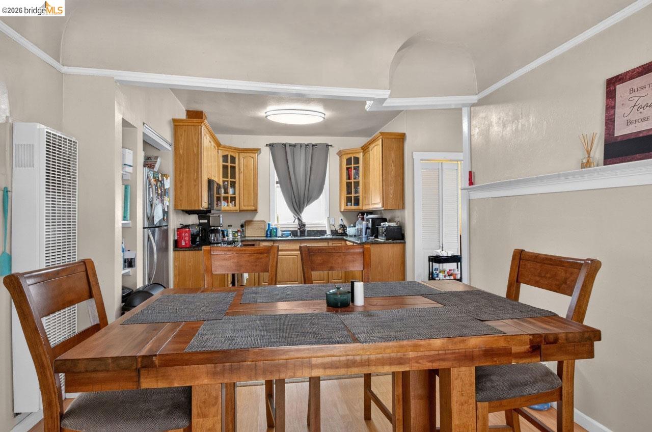 859 52nd Street, Oakland CA 94608 — photo 5