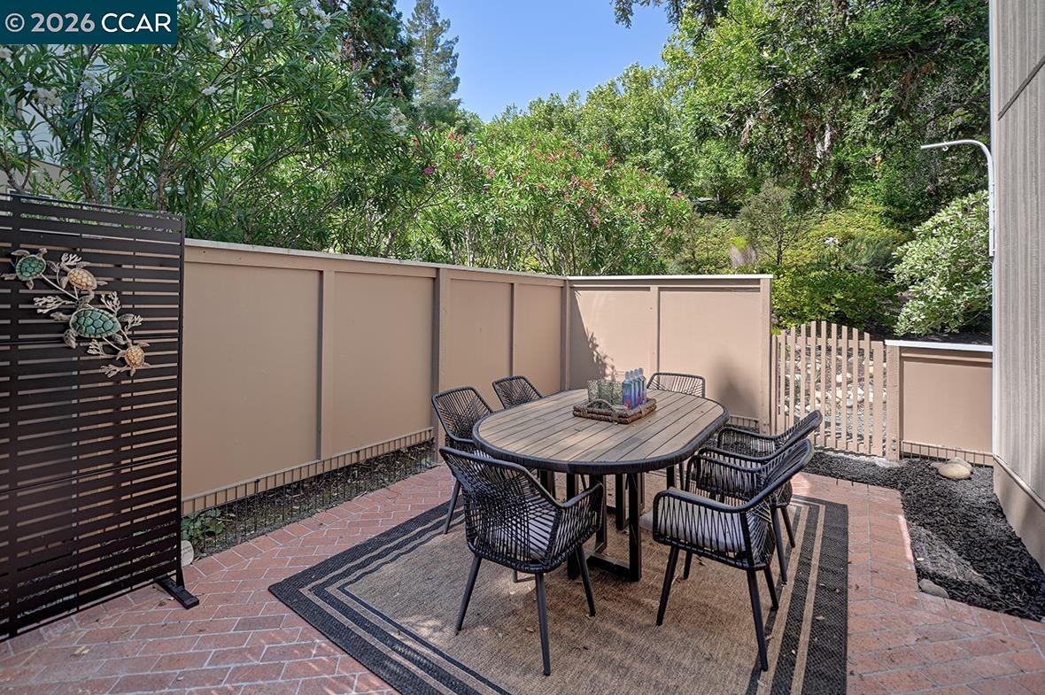 Photo #1: 41135824 Listing: Photo #1