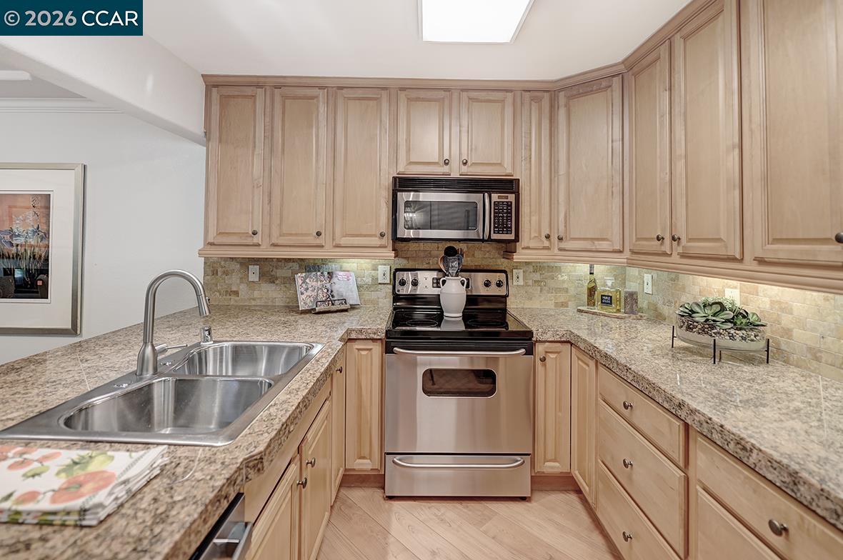 Photo #13: 41135824 Listing: Photo #13