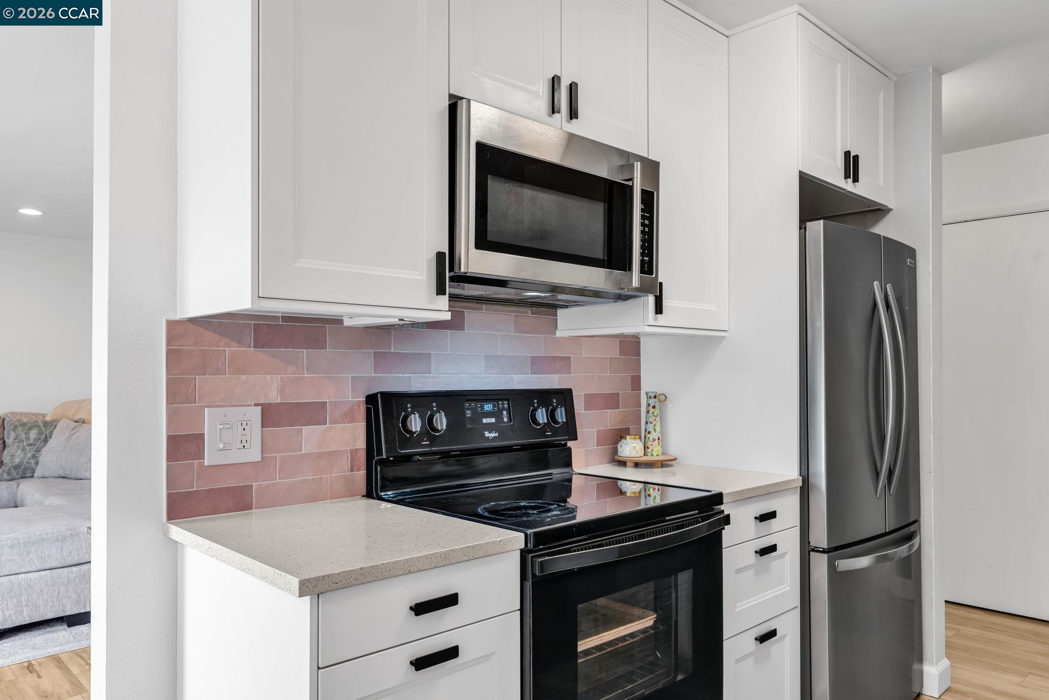 Photo #9: 41135825 Listing: Photo #9