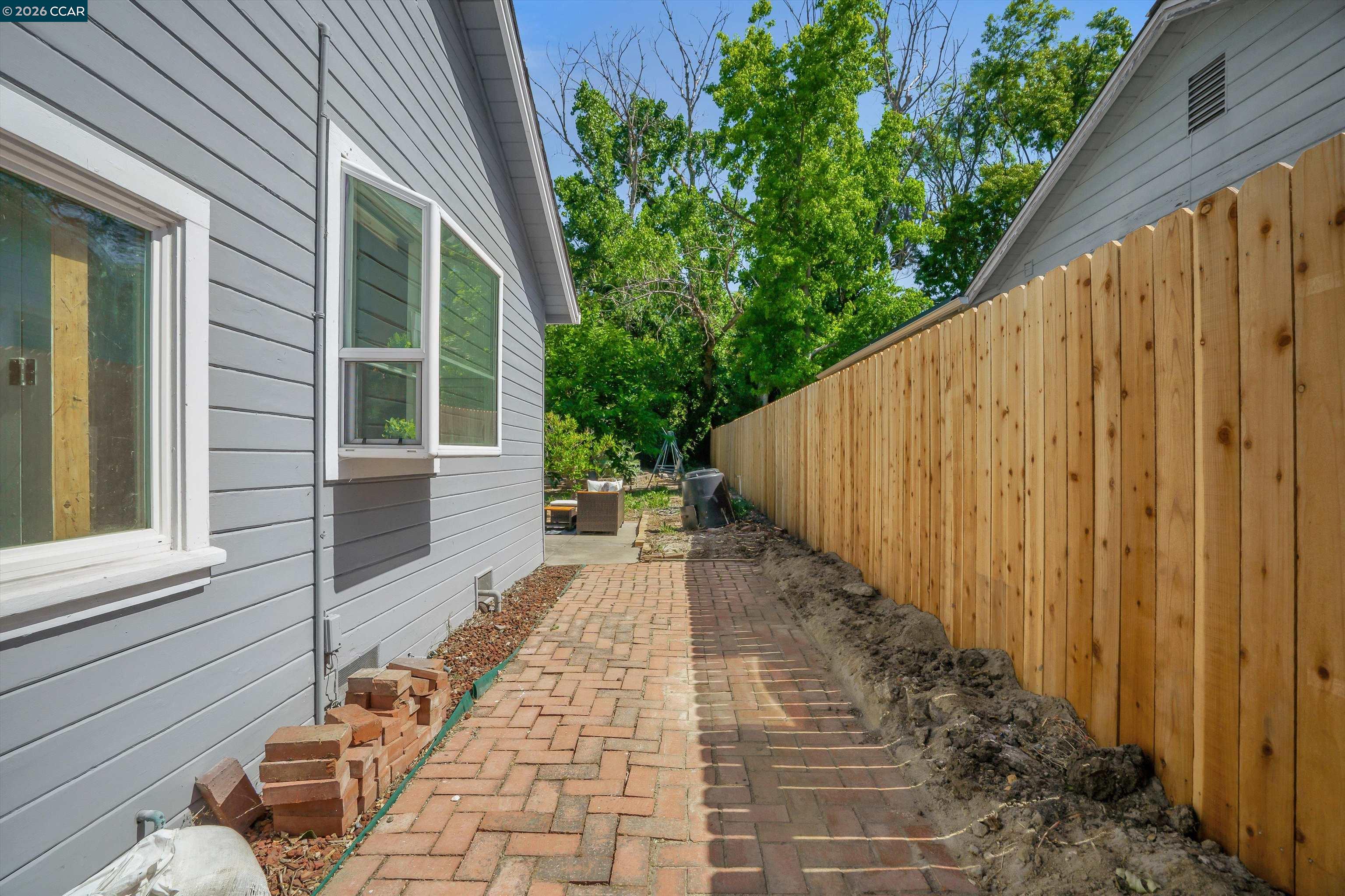 144 Roslyn Dr, Concord CA 94518 — photo 22
