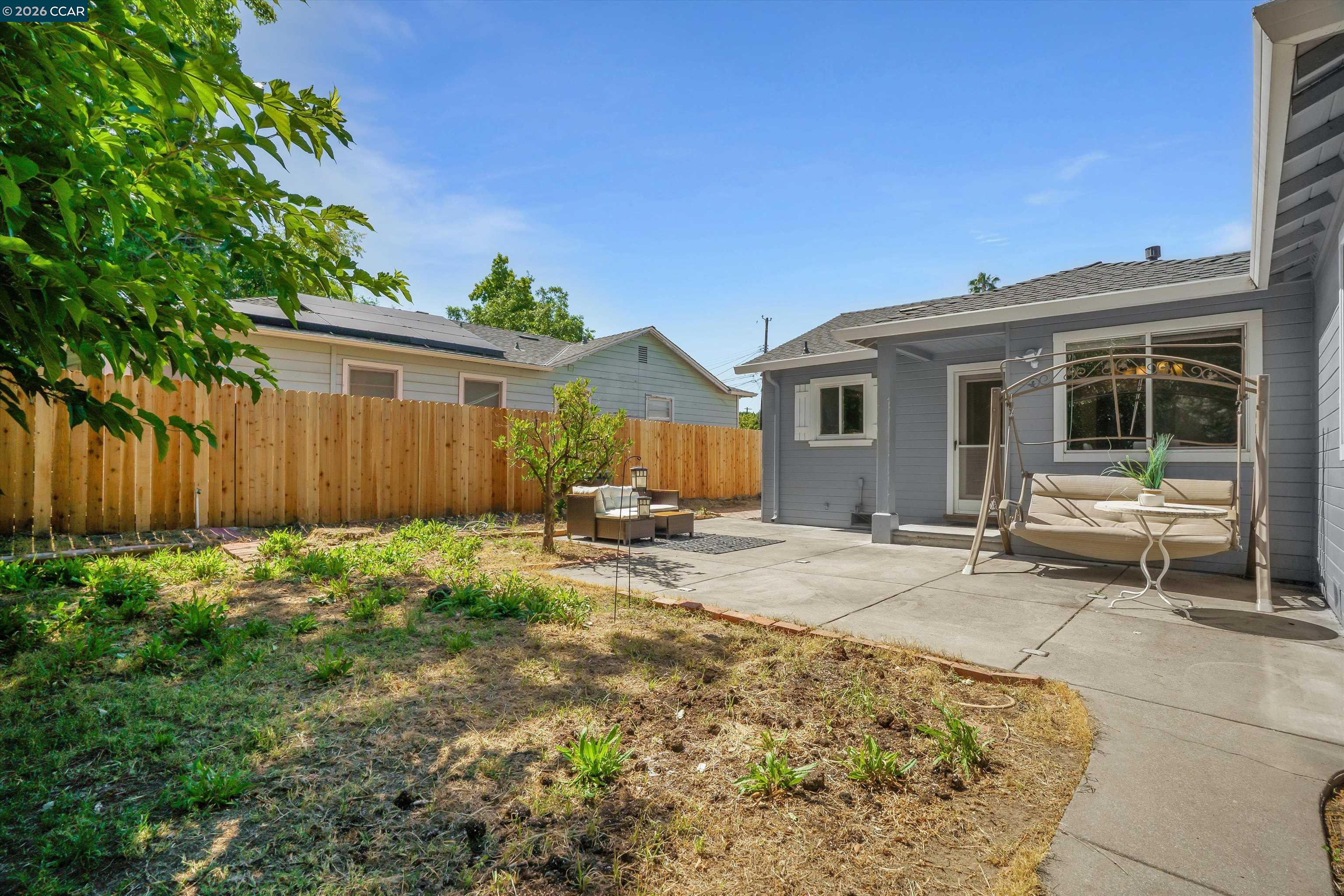 144 Roslyn Dr, Concord CA 94518 — photo 25