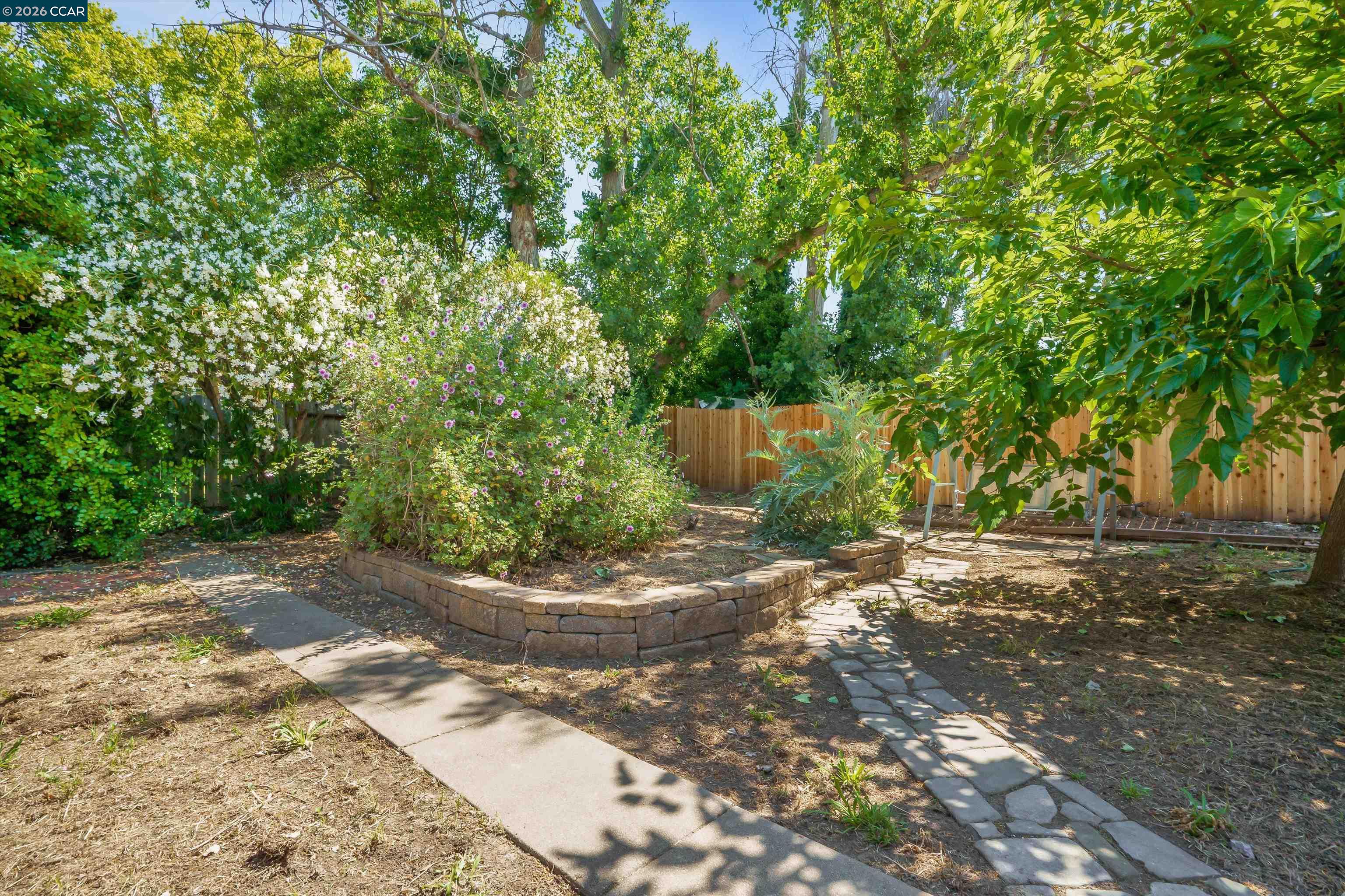 144 Roslyn Dr, Concord CA 94518 — photo 30