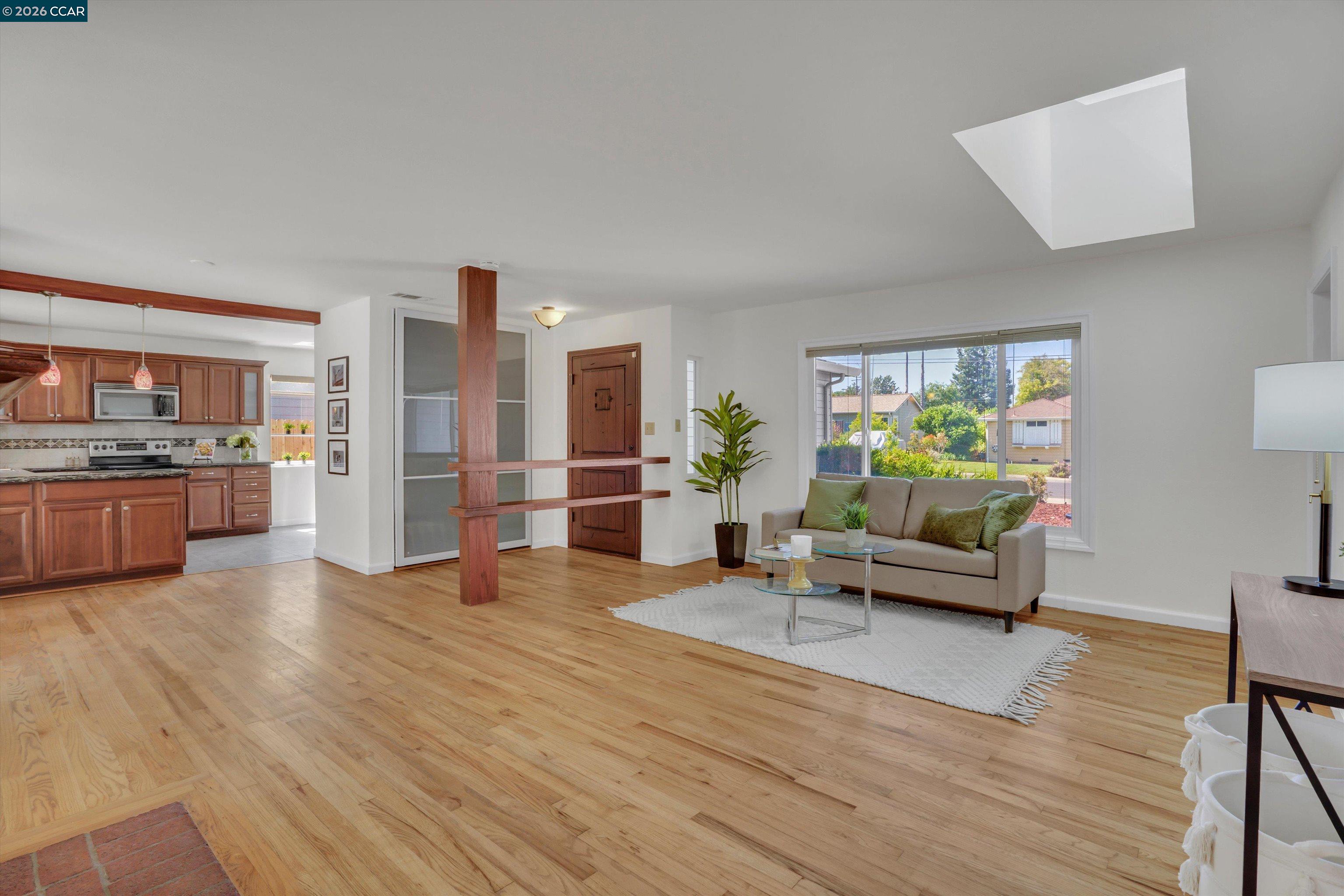 144 Roslyn Dr, Concord CA 94518 — photo 10