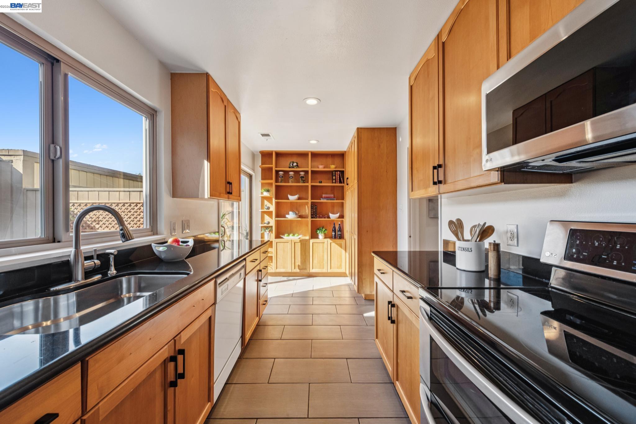Photo #11: 41135837 Listing: Photo #11