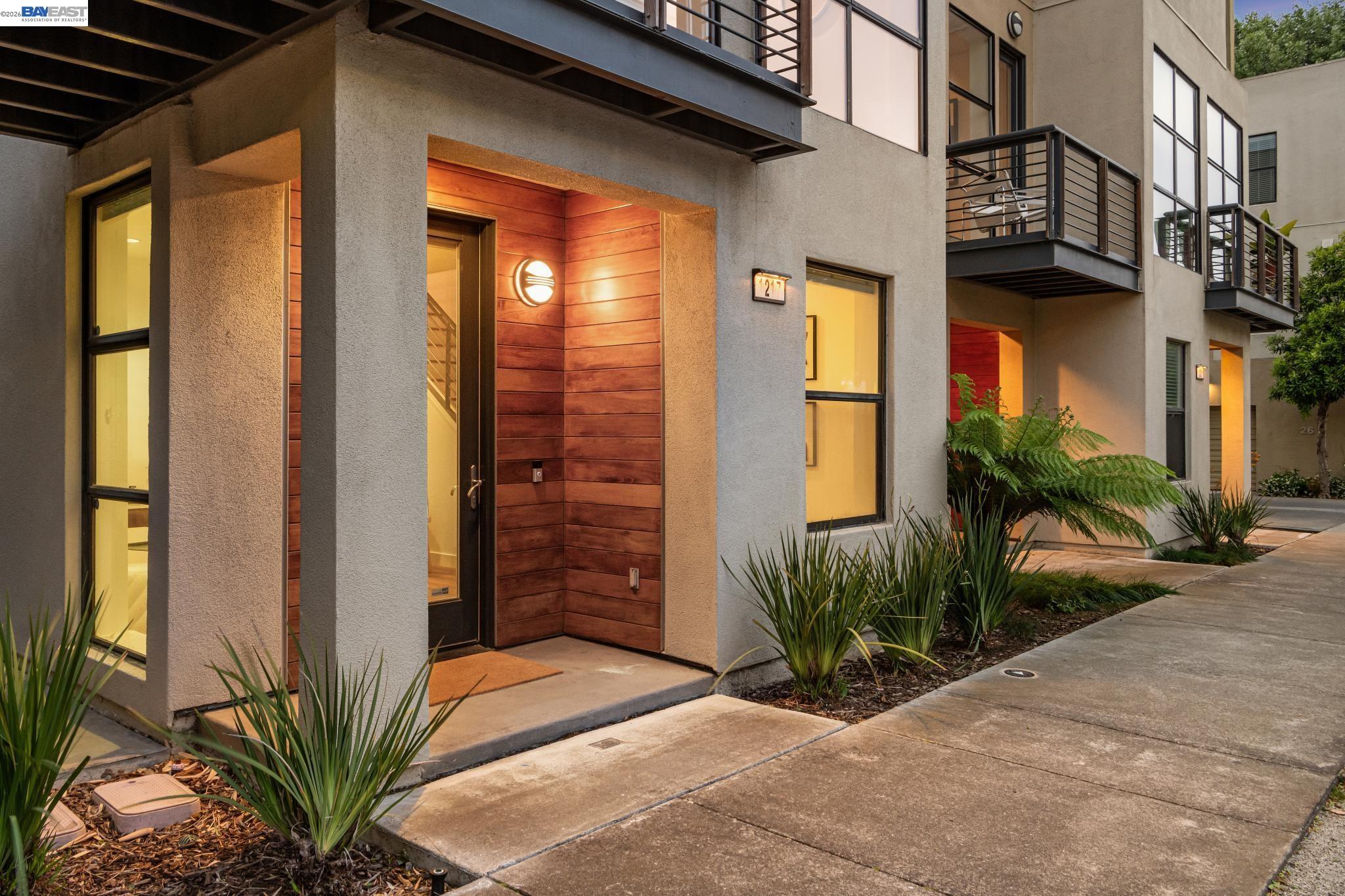 Photo #2: 41135854 Listing: Photo #2