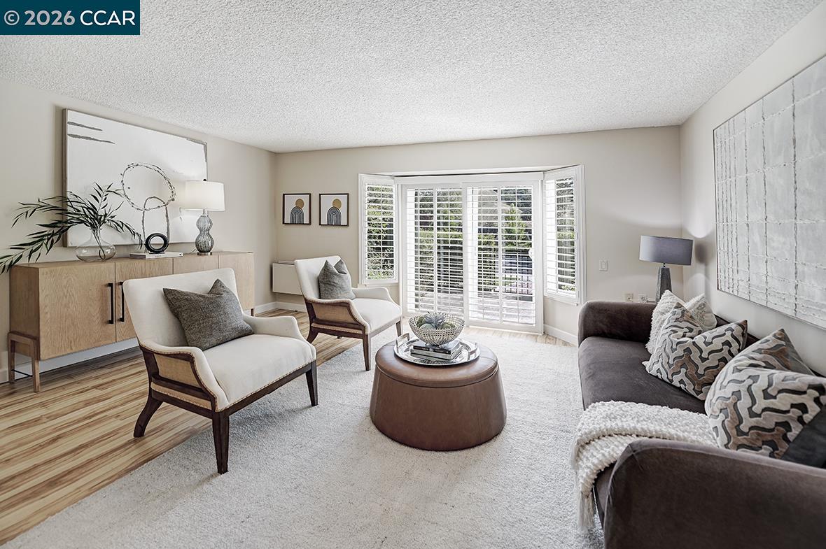 Photo #1: 41135855 Listing: Photo #1