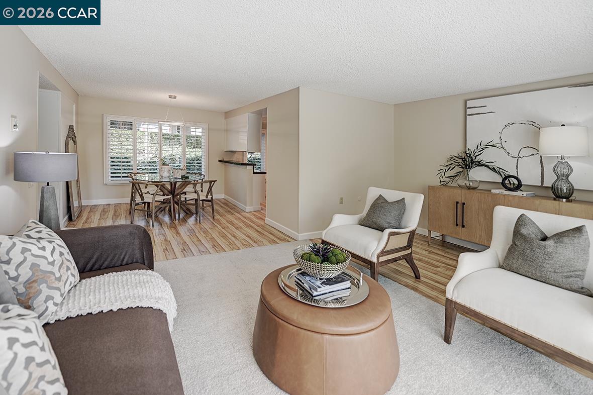 Photo #3: 41135855 Listing: Photo #3