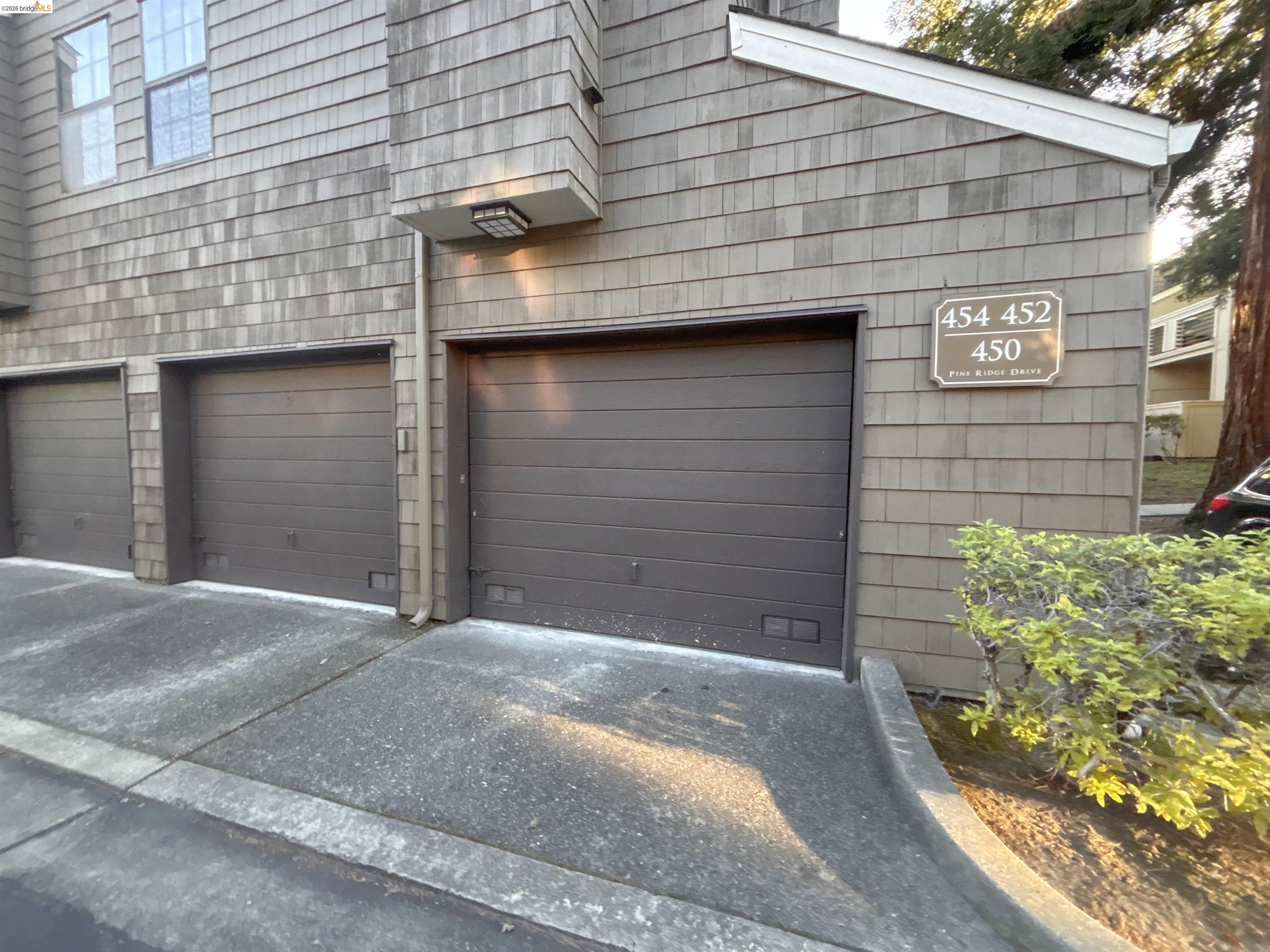 Photo #2: 41135863 Listing: Photo #2