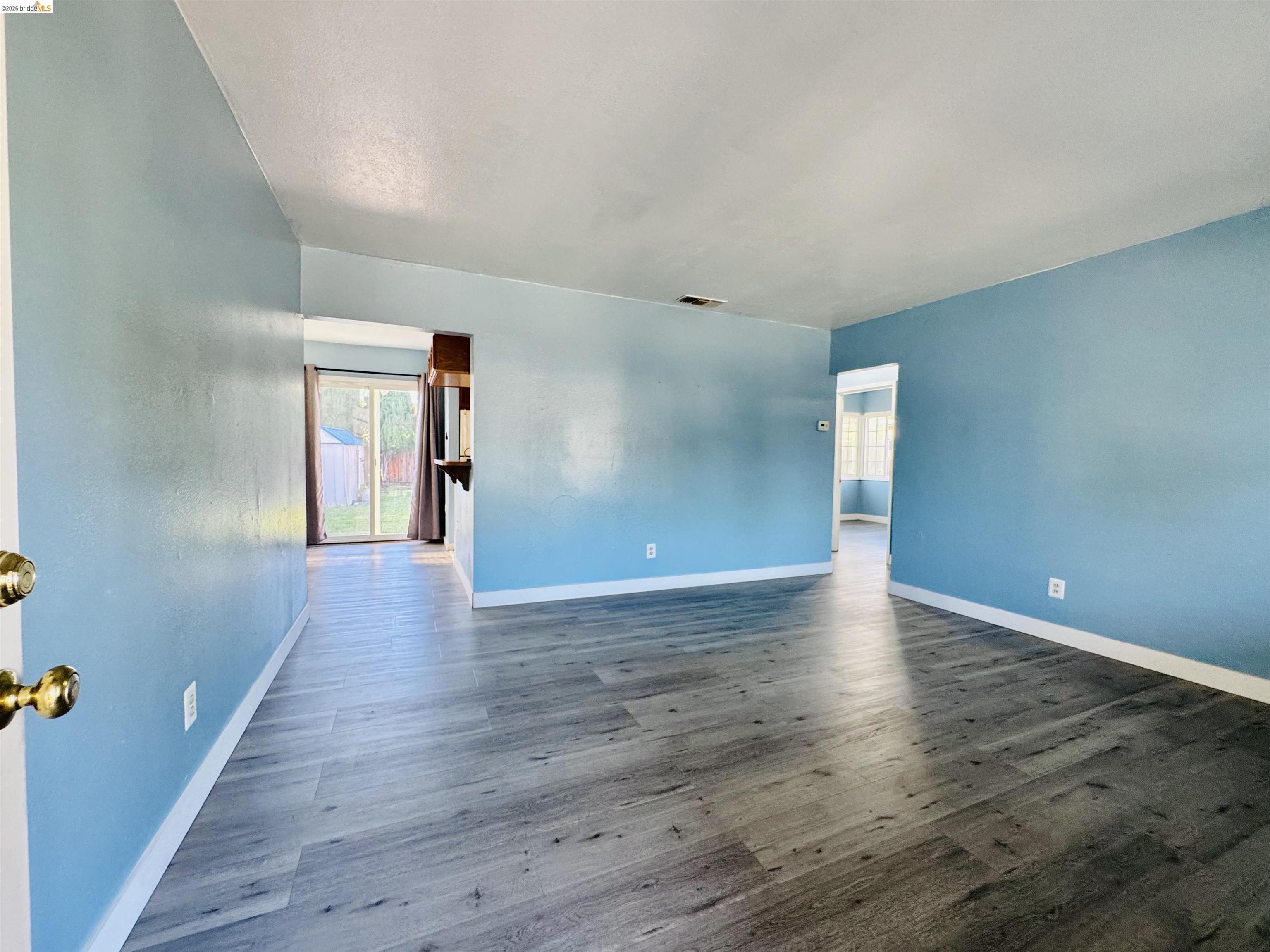 116 Revere St, Vallejo CA 94591 — photo 4