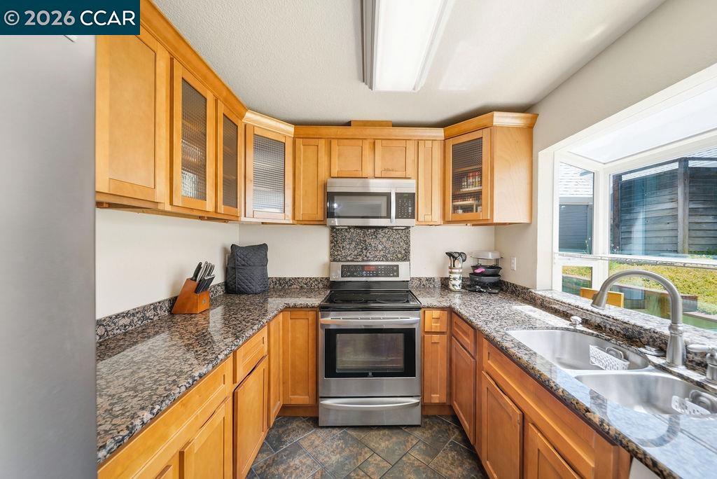 Photo #5: 41135898 Listing: Photo #5