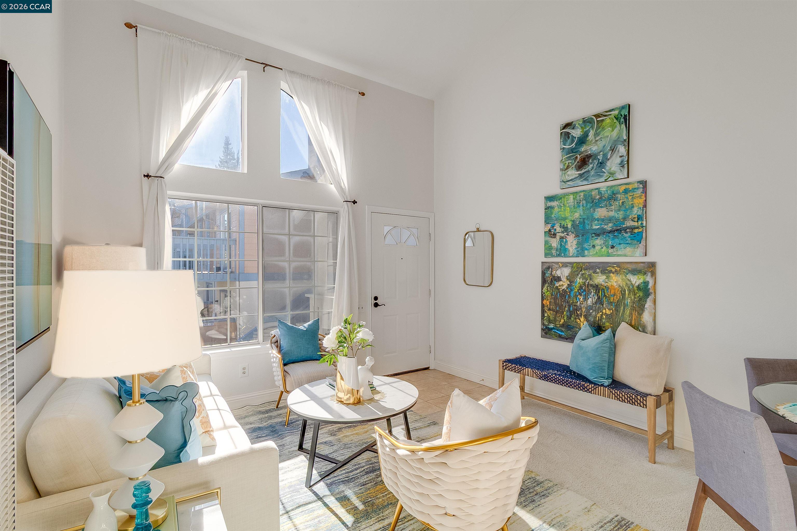Photo #2: 41135899 Listing: Photo #2