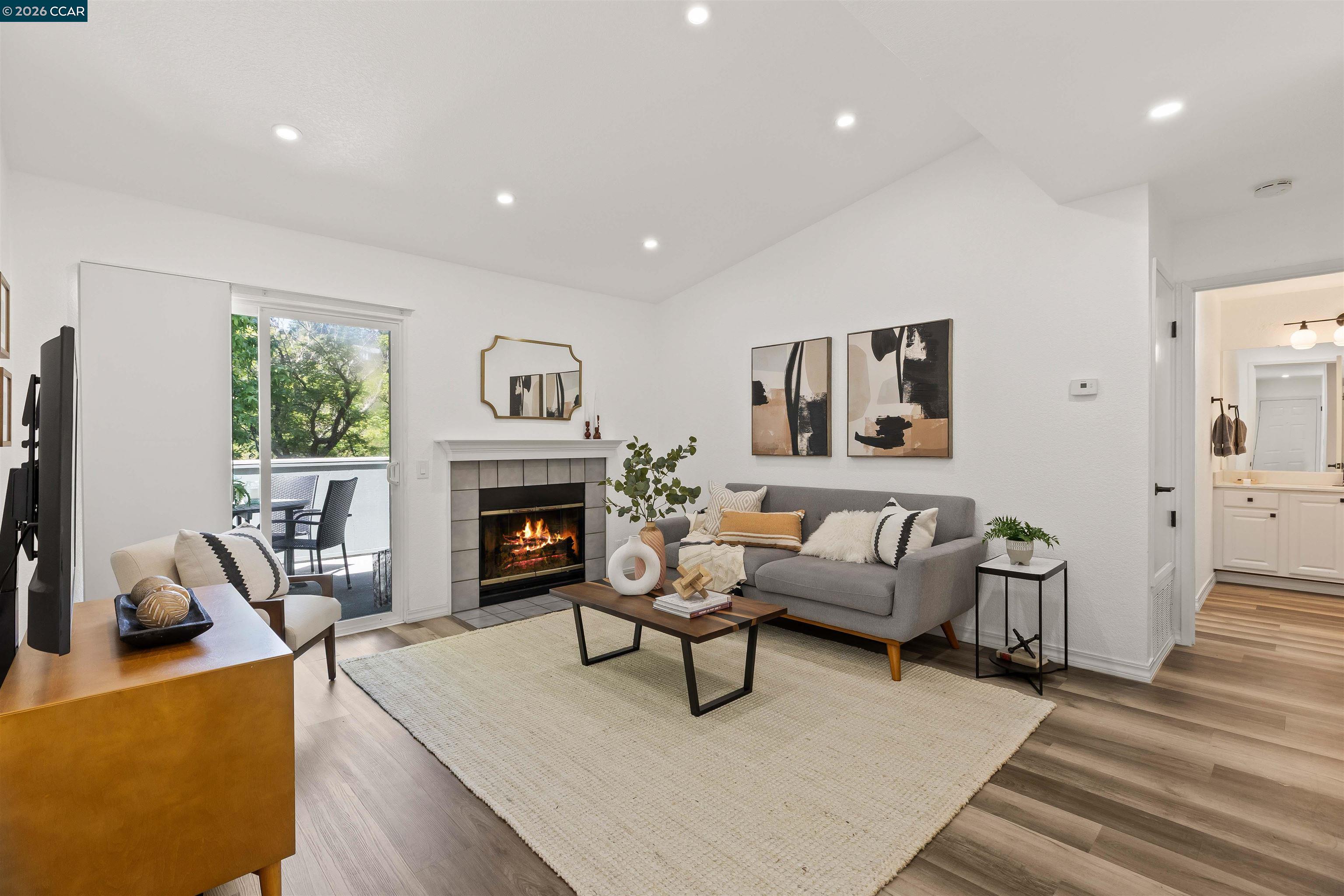 Photo #1: 41135932 Listing: Photo #1