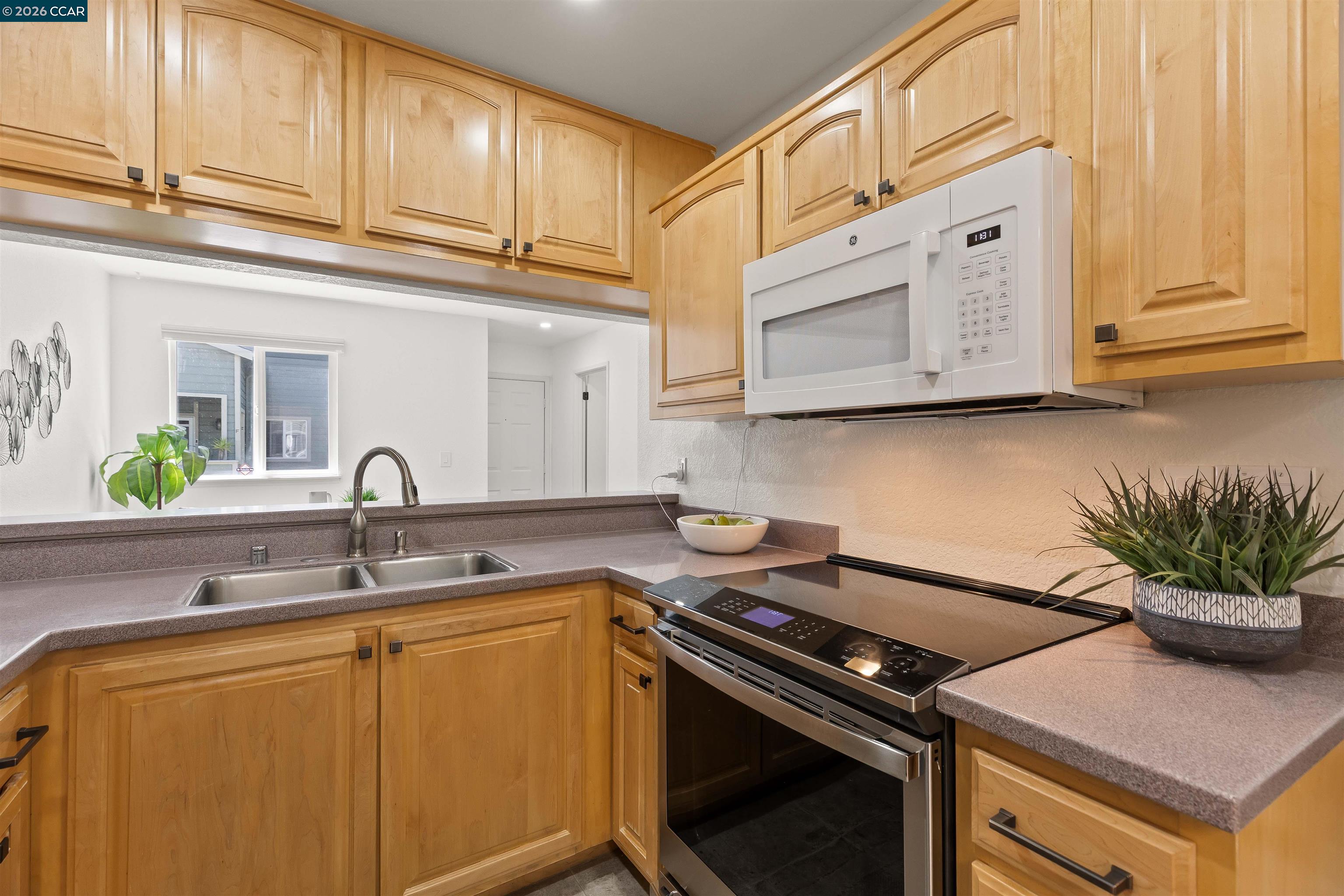 Photo #12: 41135932 Listing: Photo #12