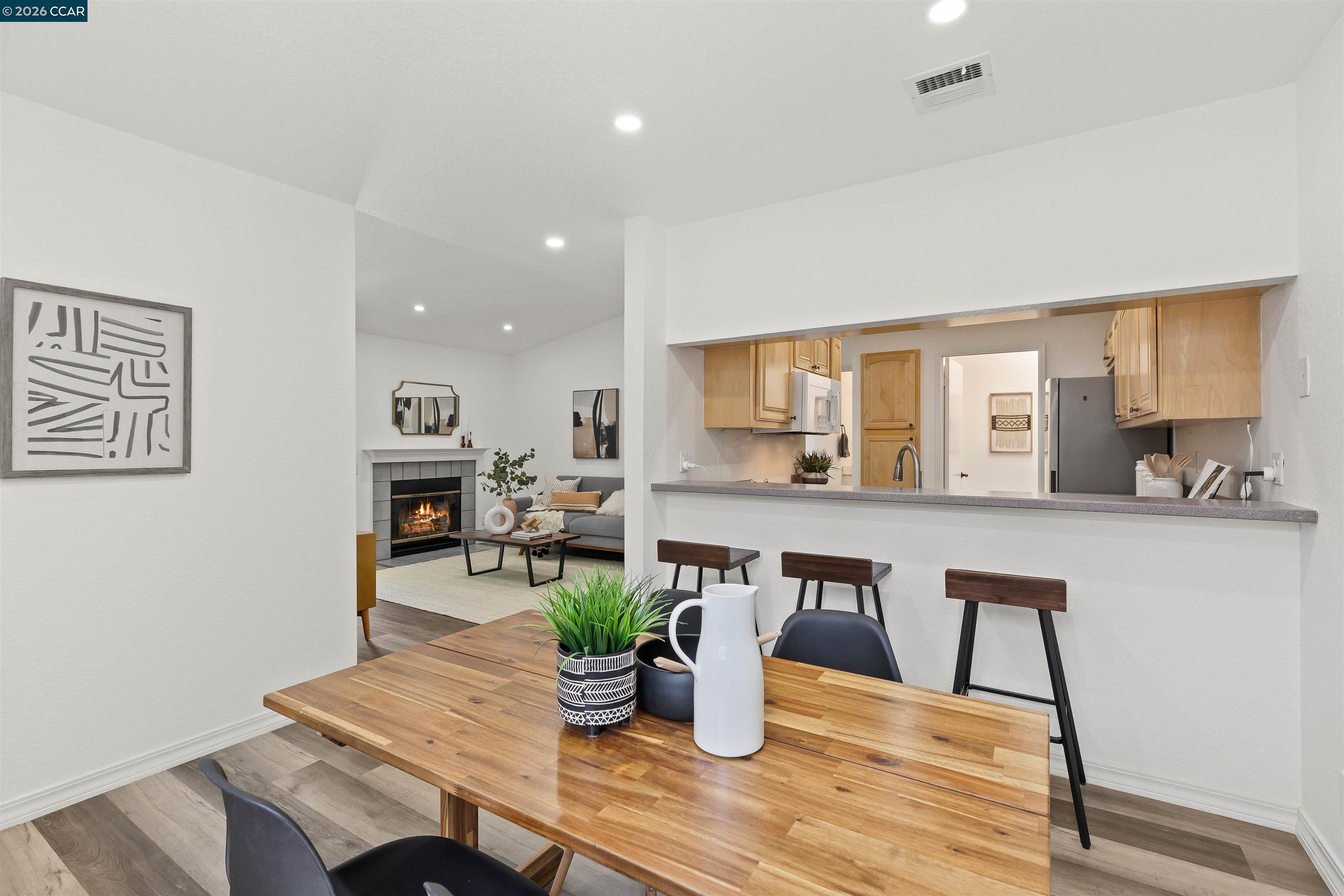 Photo #5: 41135932 Listing: Photo #5