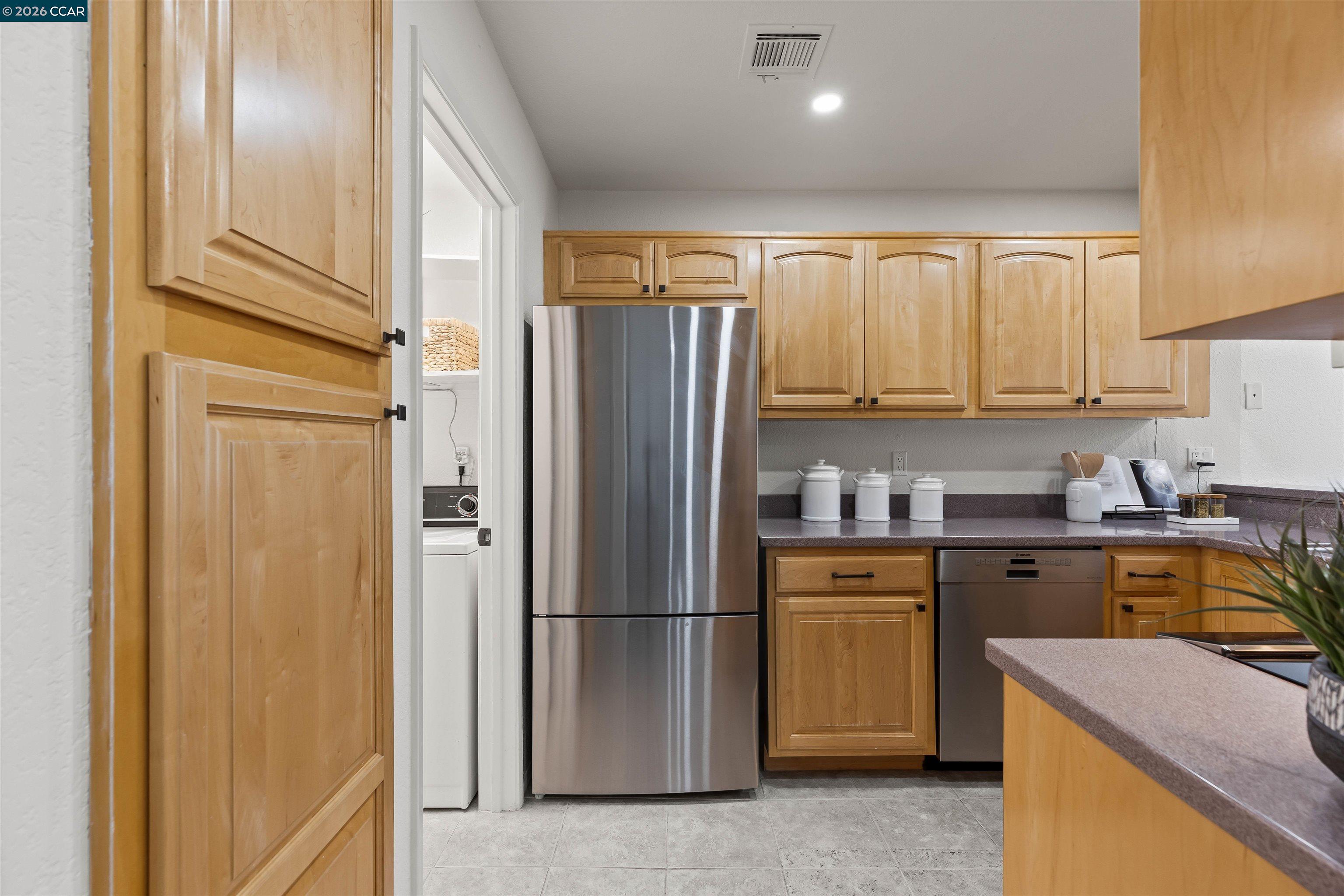 Photo #9: 41135932 Listing: Photo #9