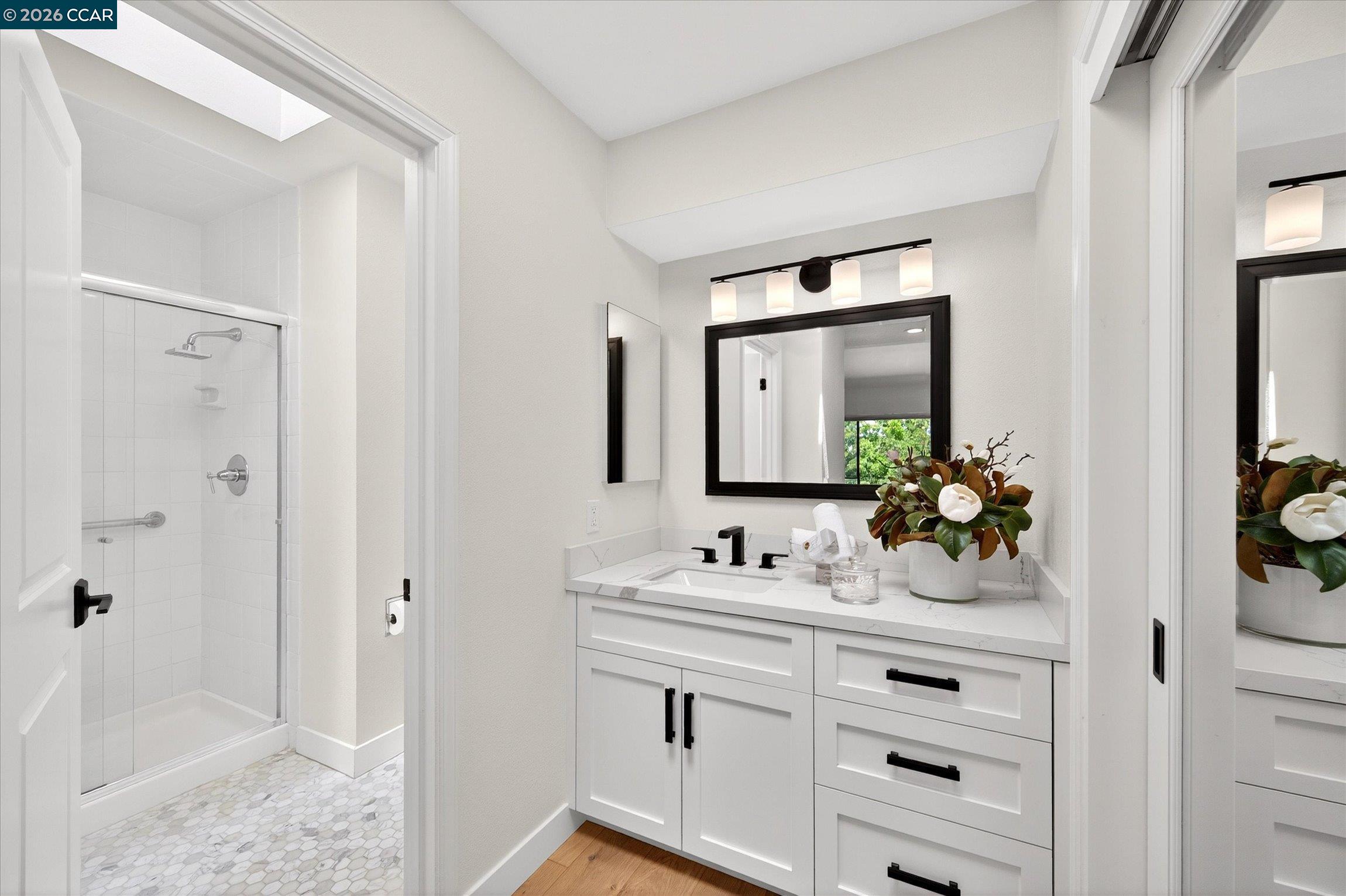 Photo #23: 41135933 Listing: Photo #23