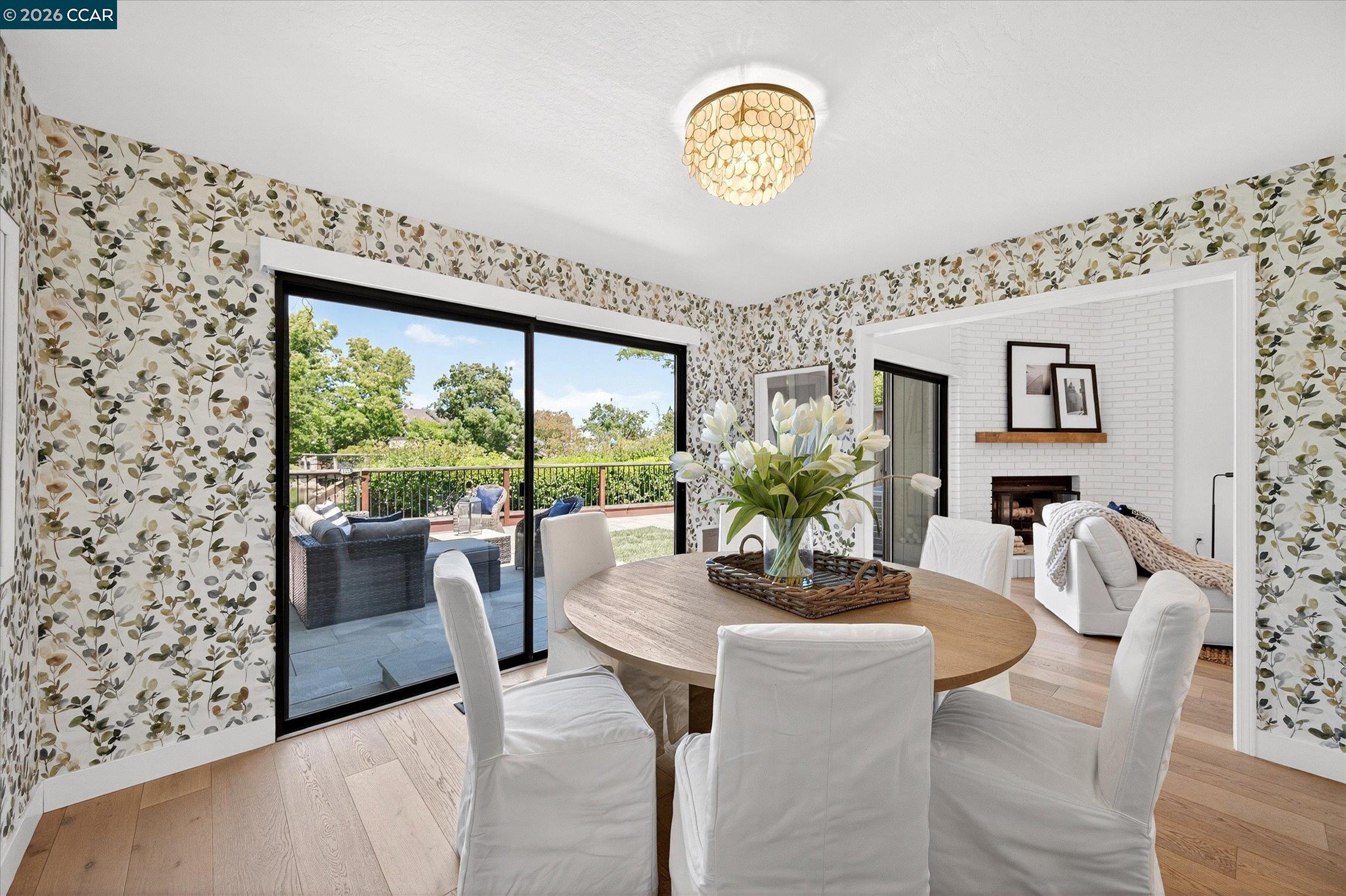 Photo #8: 41135933 Listing: Photo #8