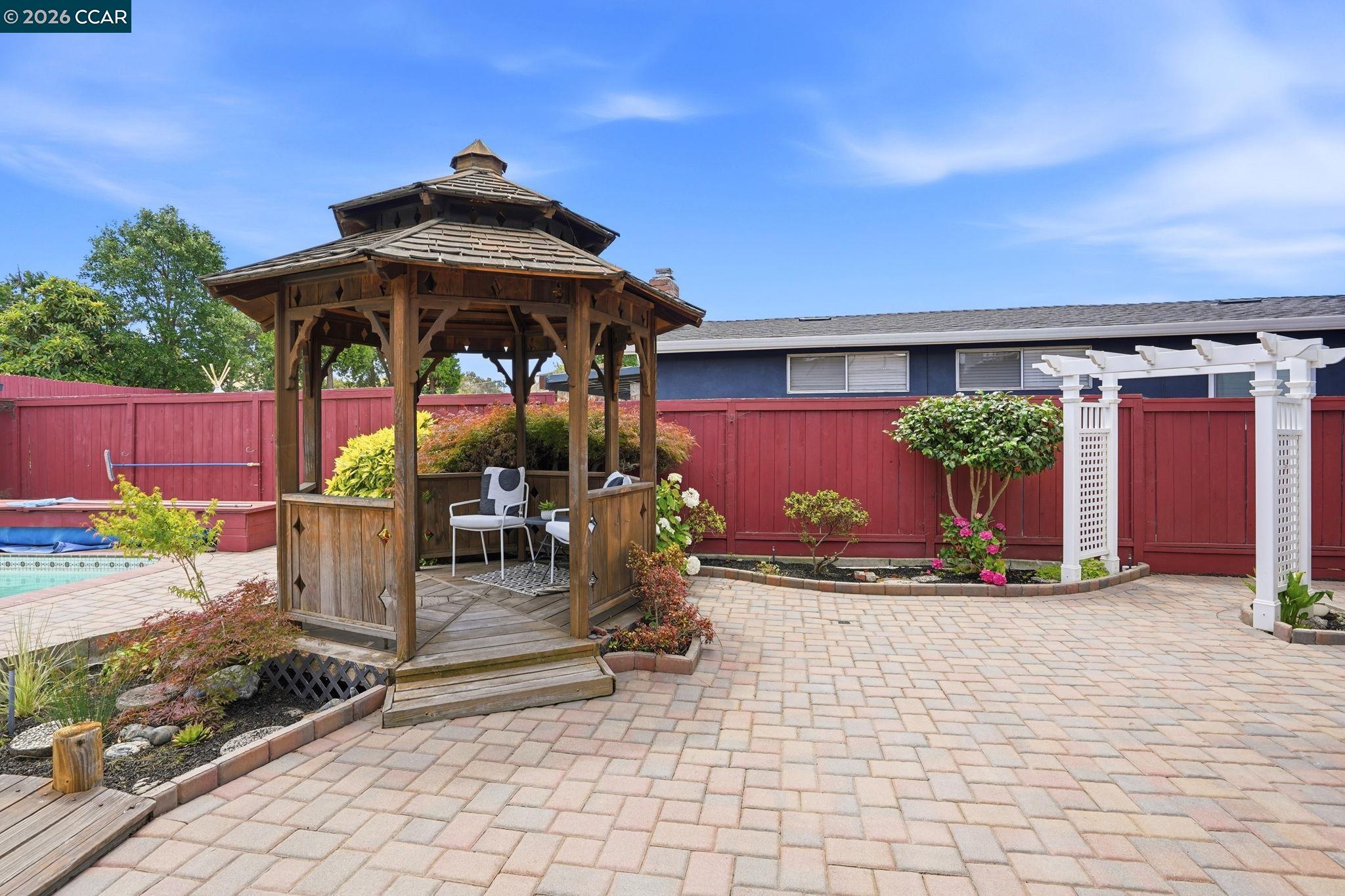 2571 Francis Dr, Pinole CA 94564 — photo 32