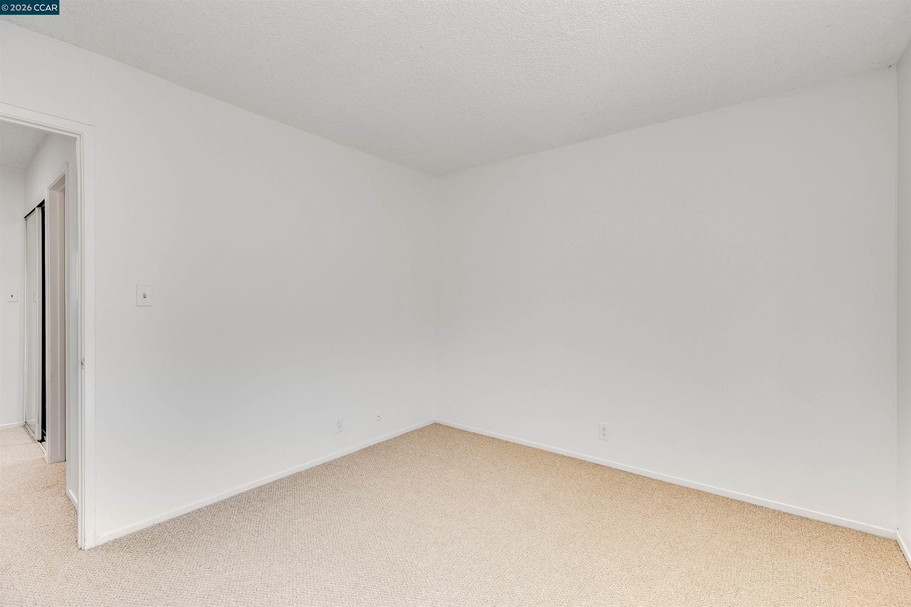 Photo #31: 41136010 Listing: Photo #31
