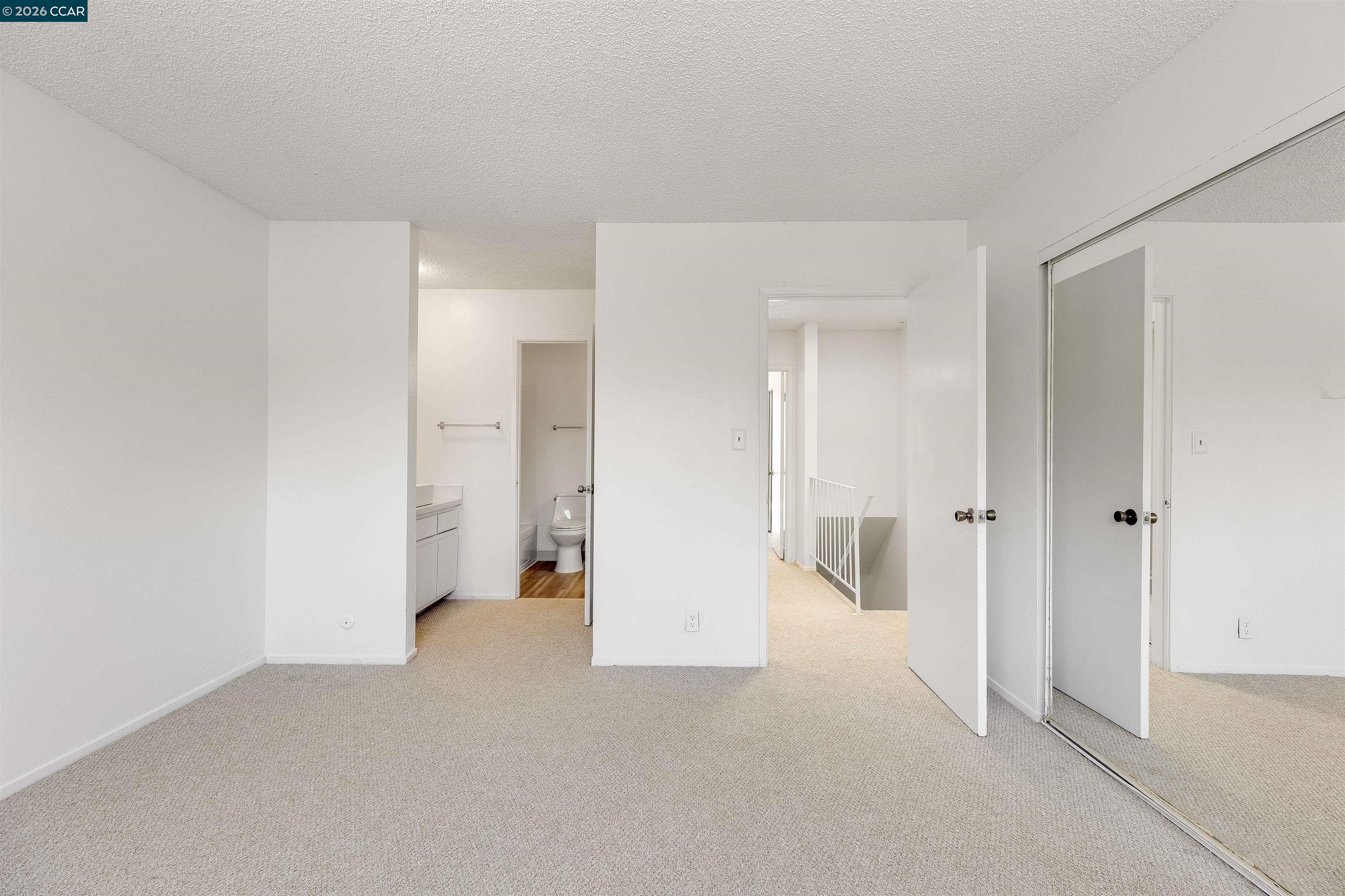Photo #41: 41136010 Listing: Photo #41