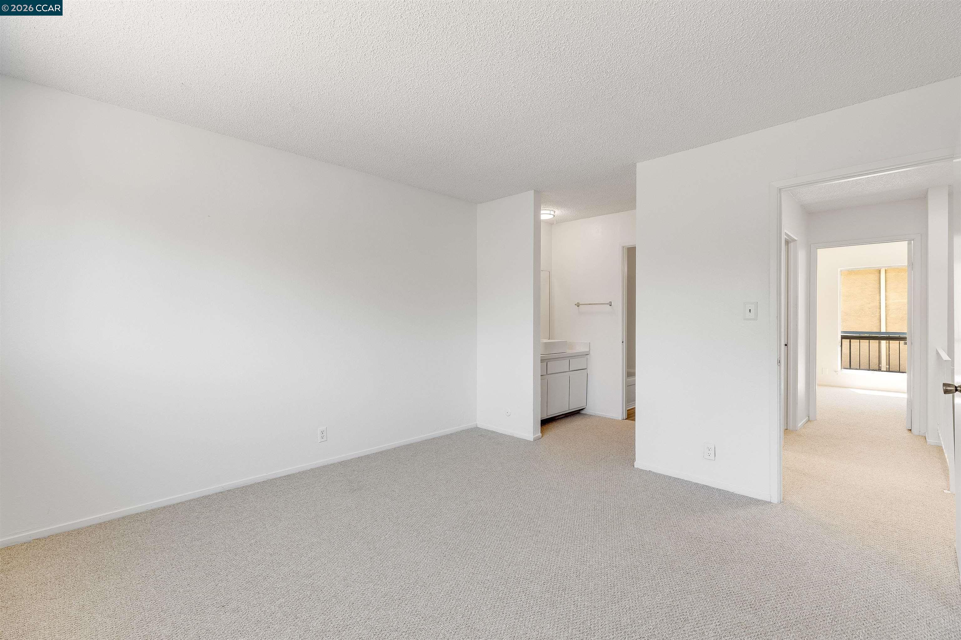 Photo #42: 41136010 Listing: Photo #42
