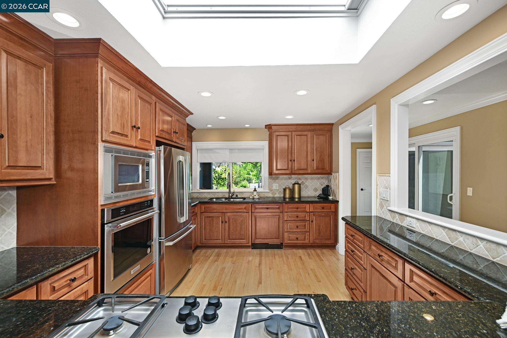 Photo #15: 41136028 Listing: Photo #15