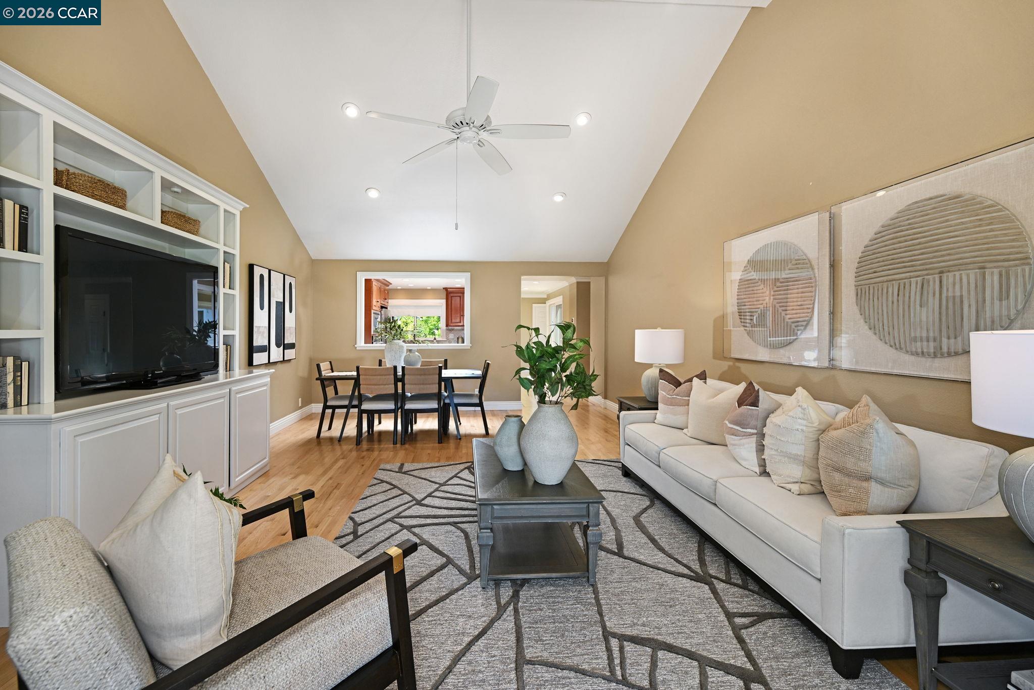 Photo #8: 41136028 Listing: Photo #8