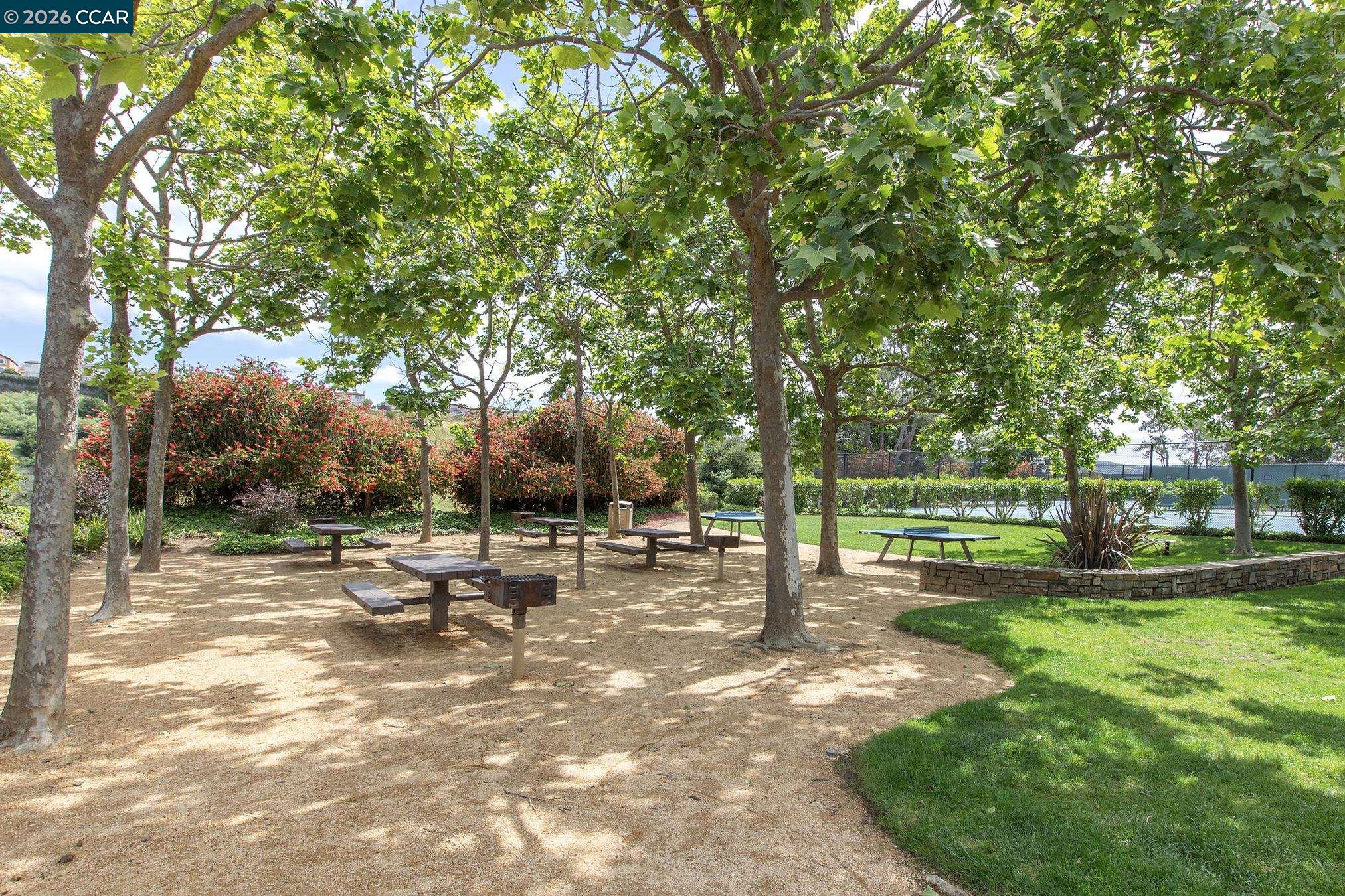 Photo #12: 41136032 Listing: Photo #12