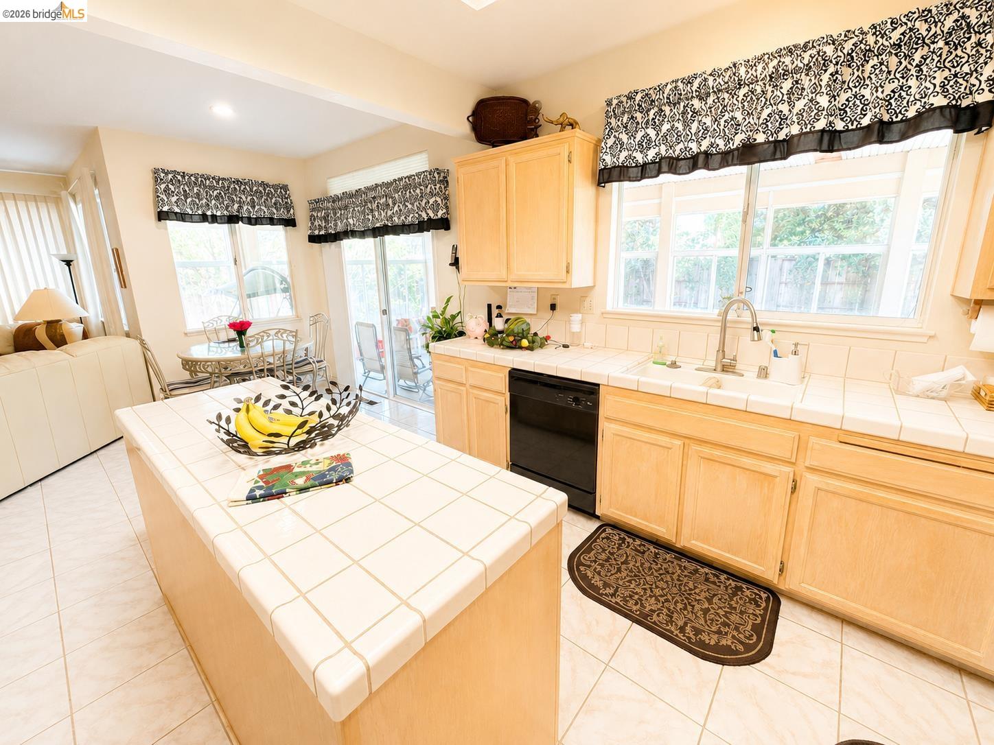 1039 Fennie Ct, Suisun City CA 94585 — photo 19