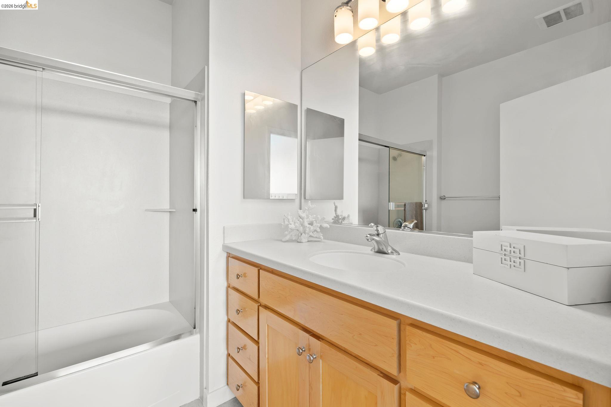 Photo #17: 41136067 Listing: Photo #17
