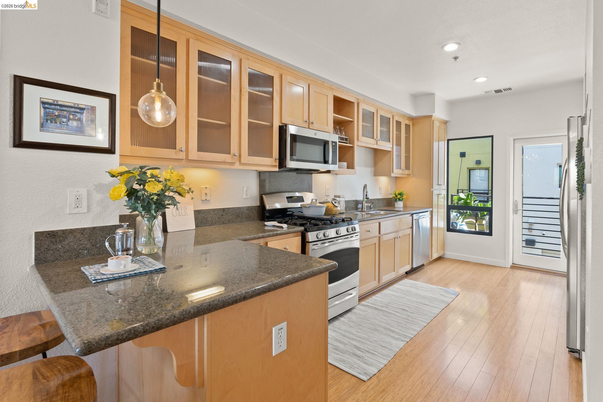 Photo #6: 41136067 Listing: Photo #6