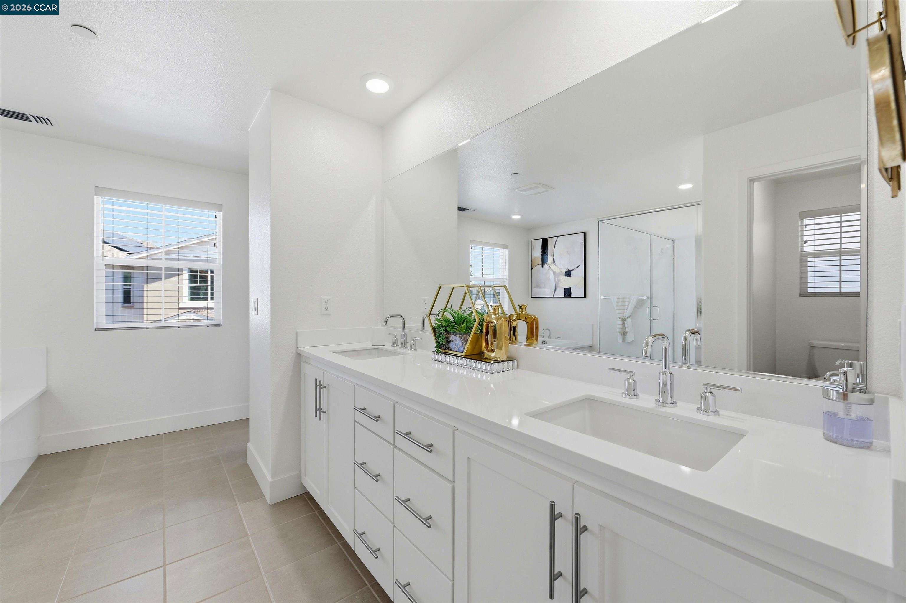 37352 Watersail Way