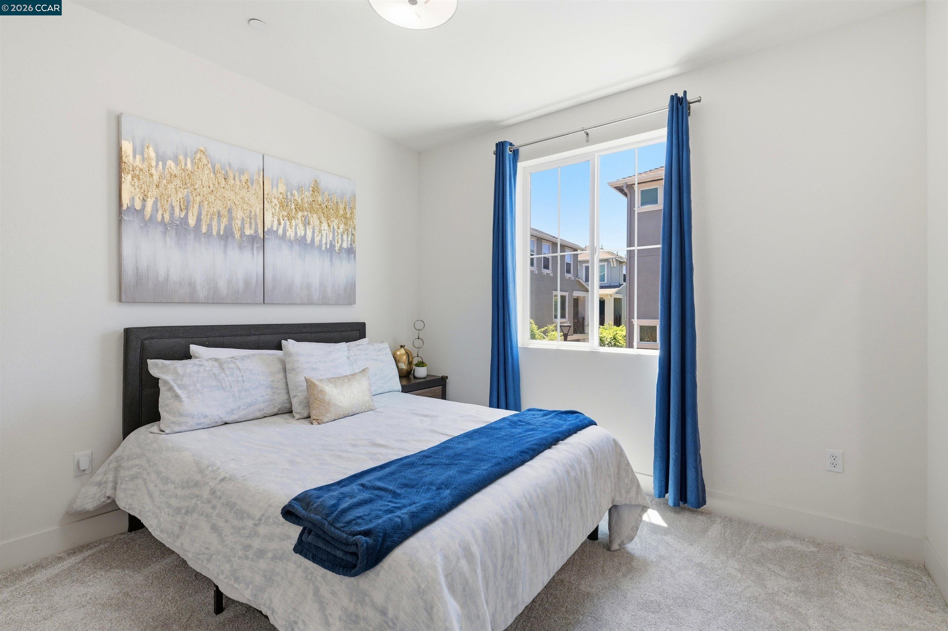 37352 Watersail Way