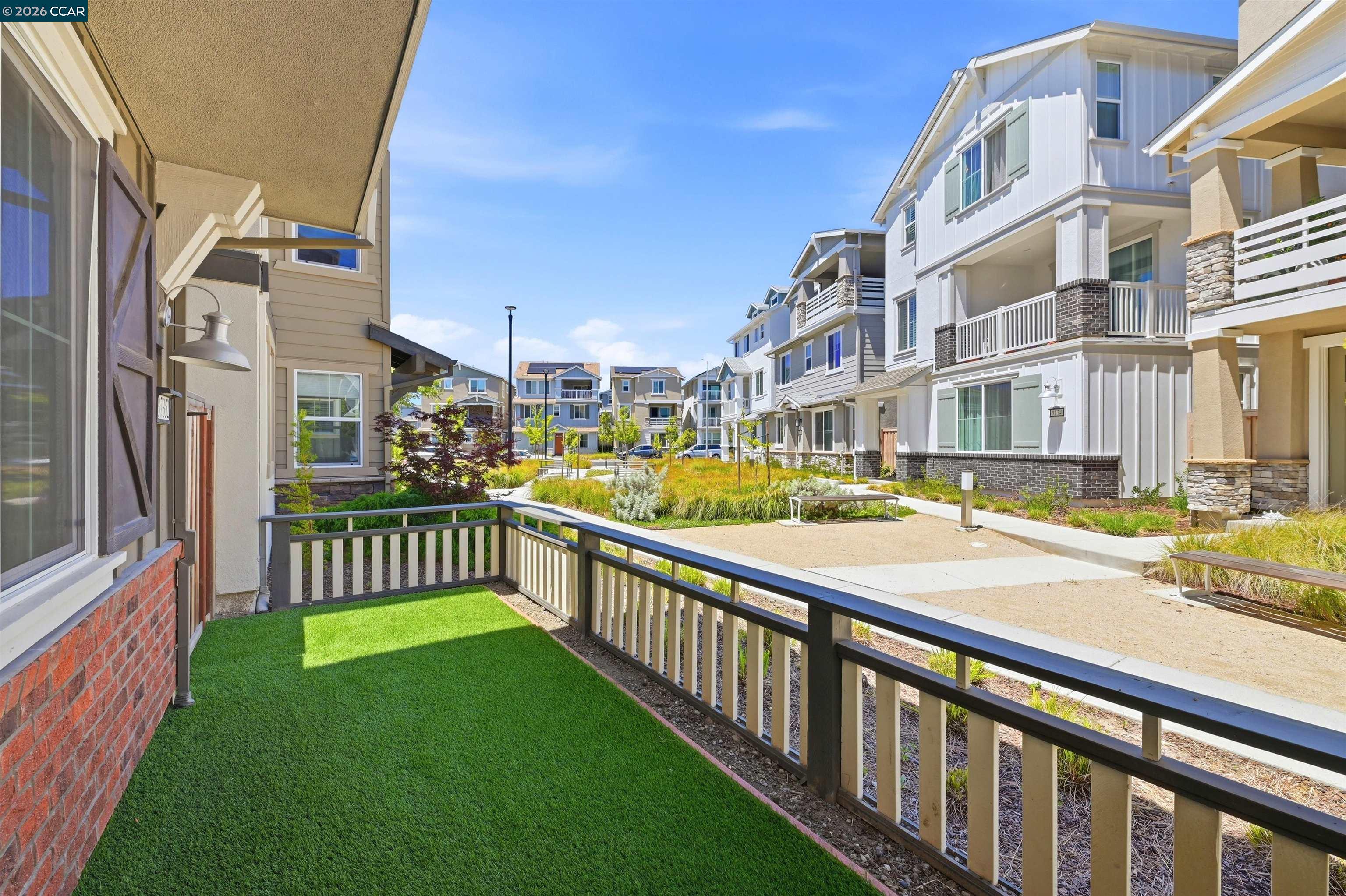 37352 Watersail Way