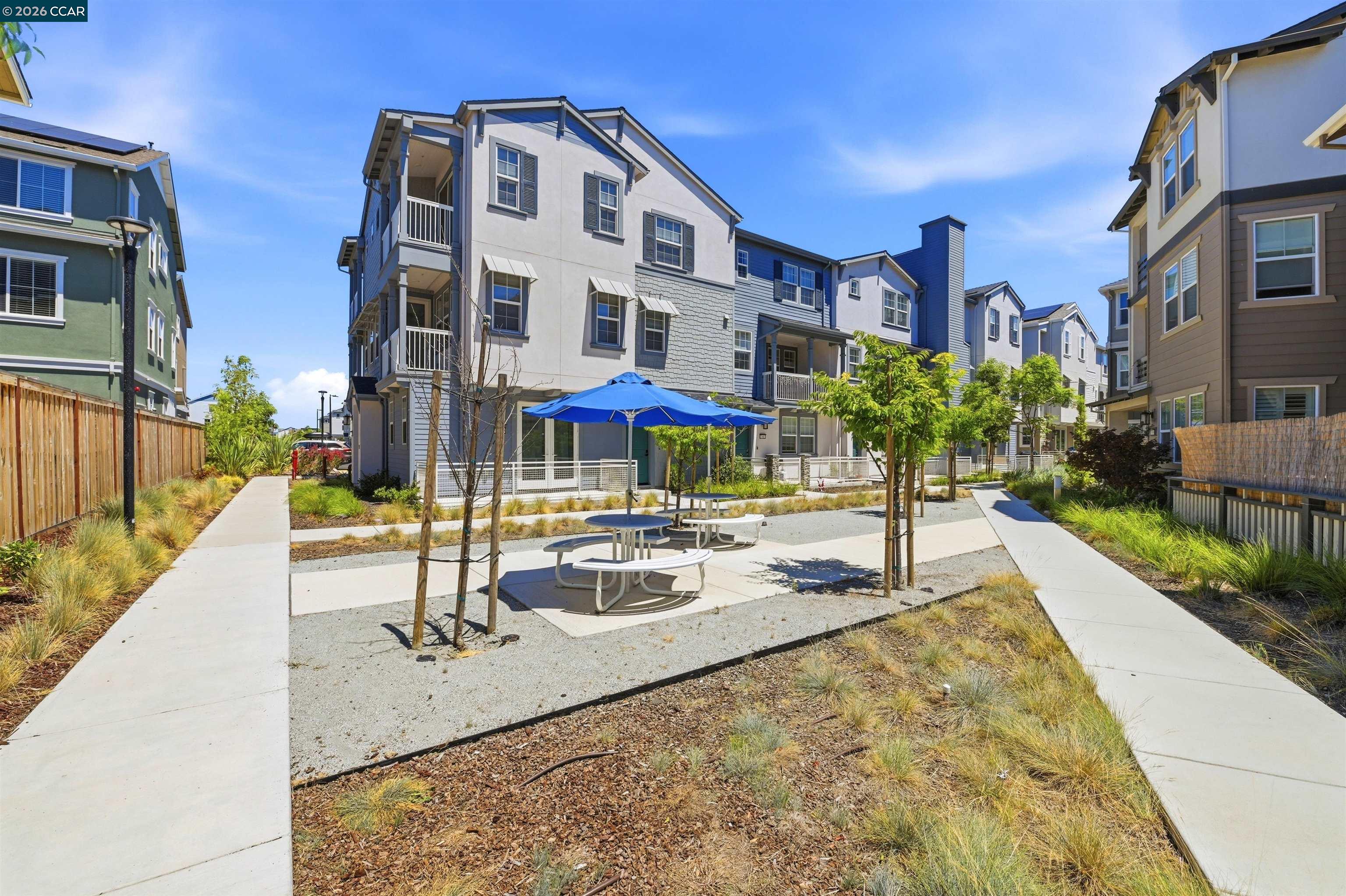 37352 Watersail Way