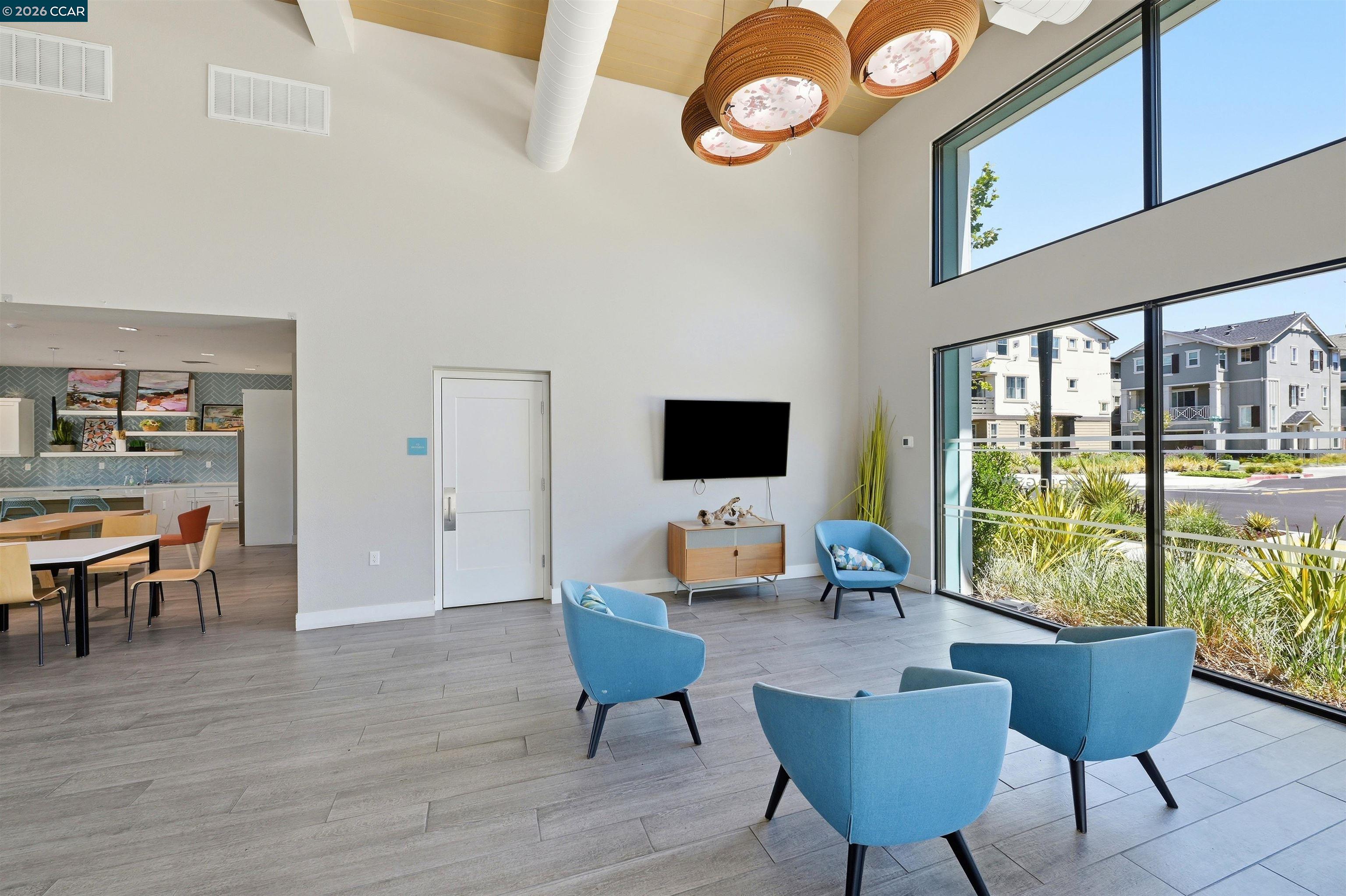 37352 Watersail Way