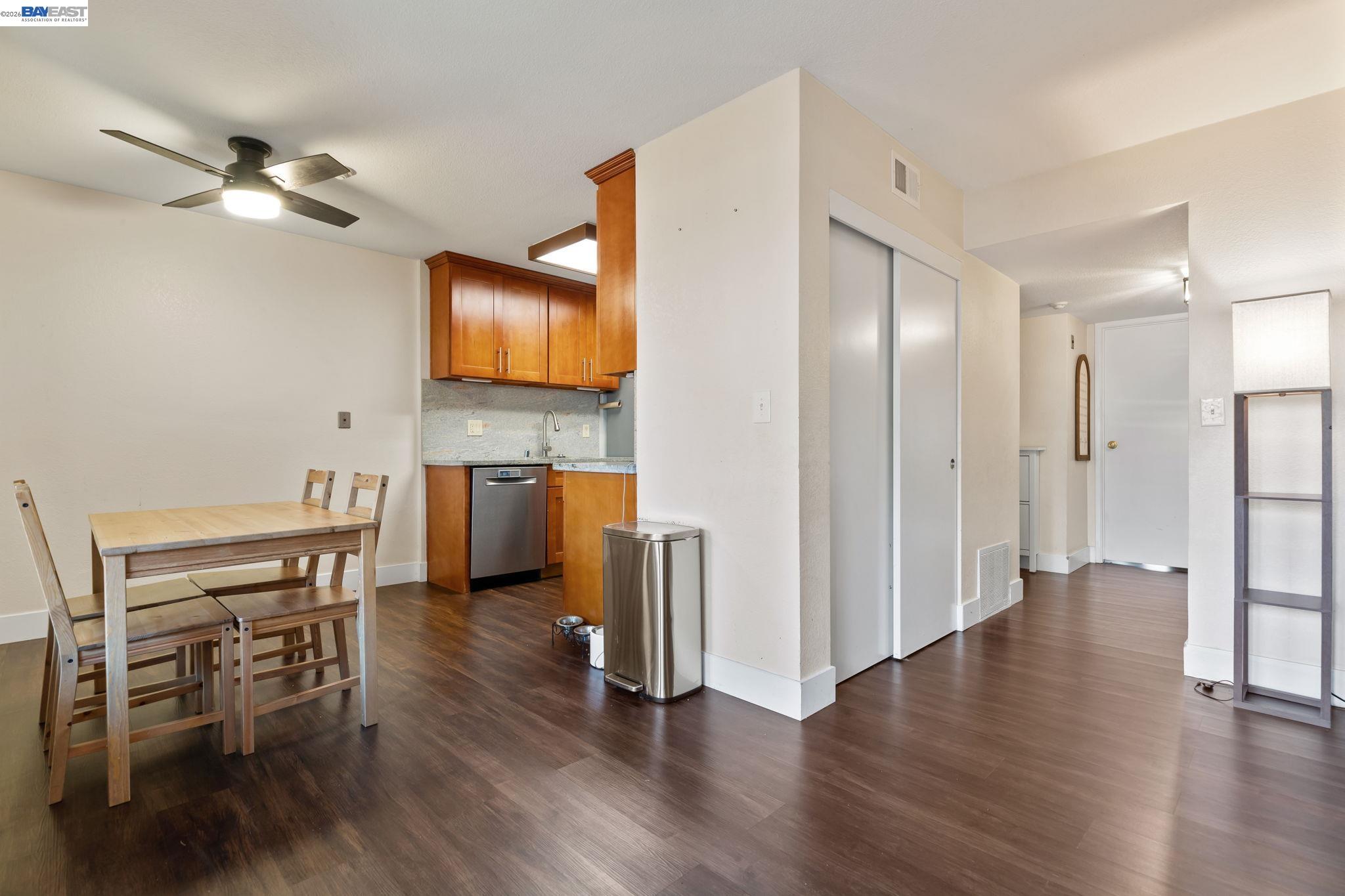 Photo #9: 41136086 Listing: Photo #9