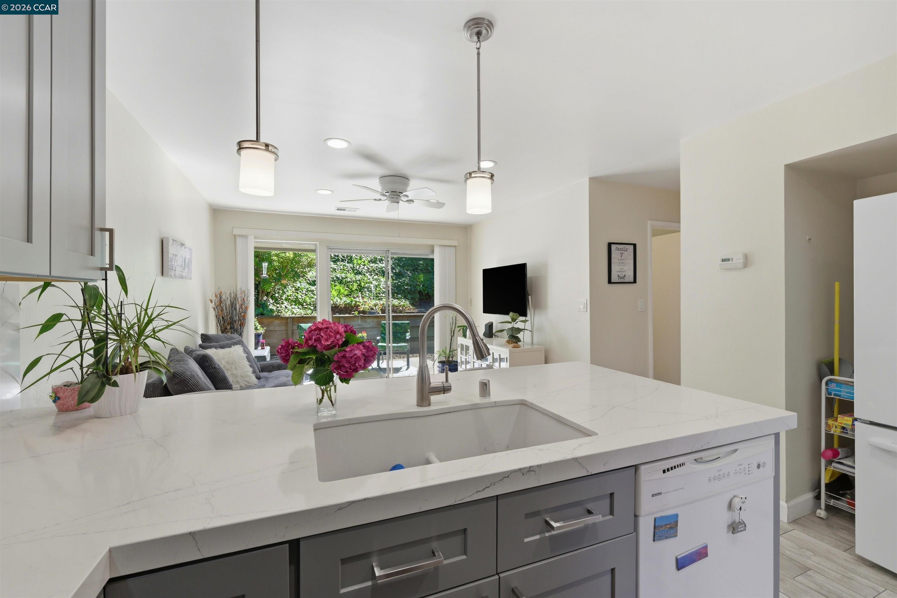 Photo #11: 41136092 Listing: Photo #11