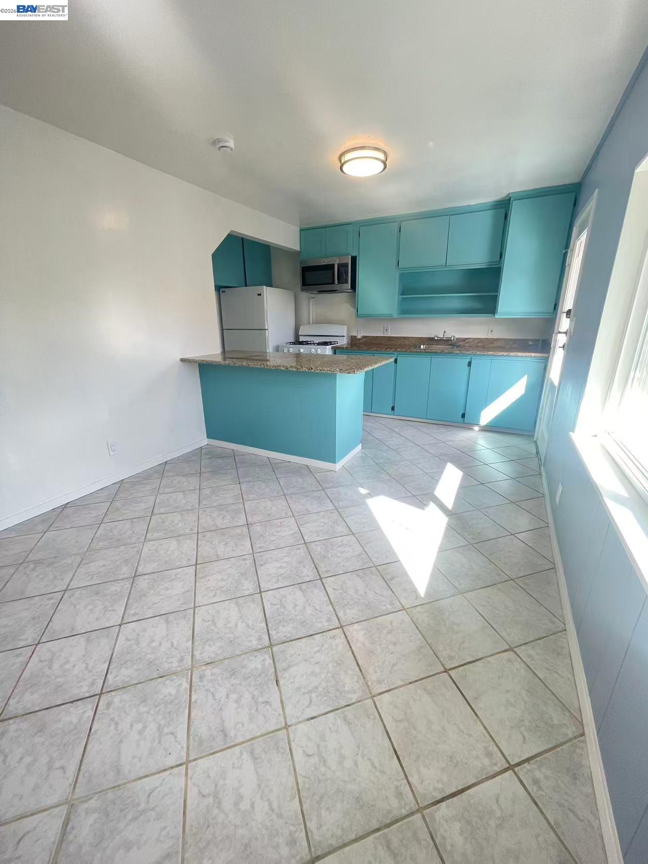 Photo #7: 41136104 Listing: Photo #7