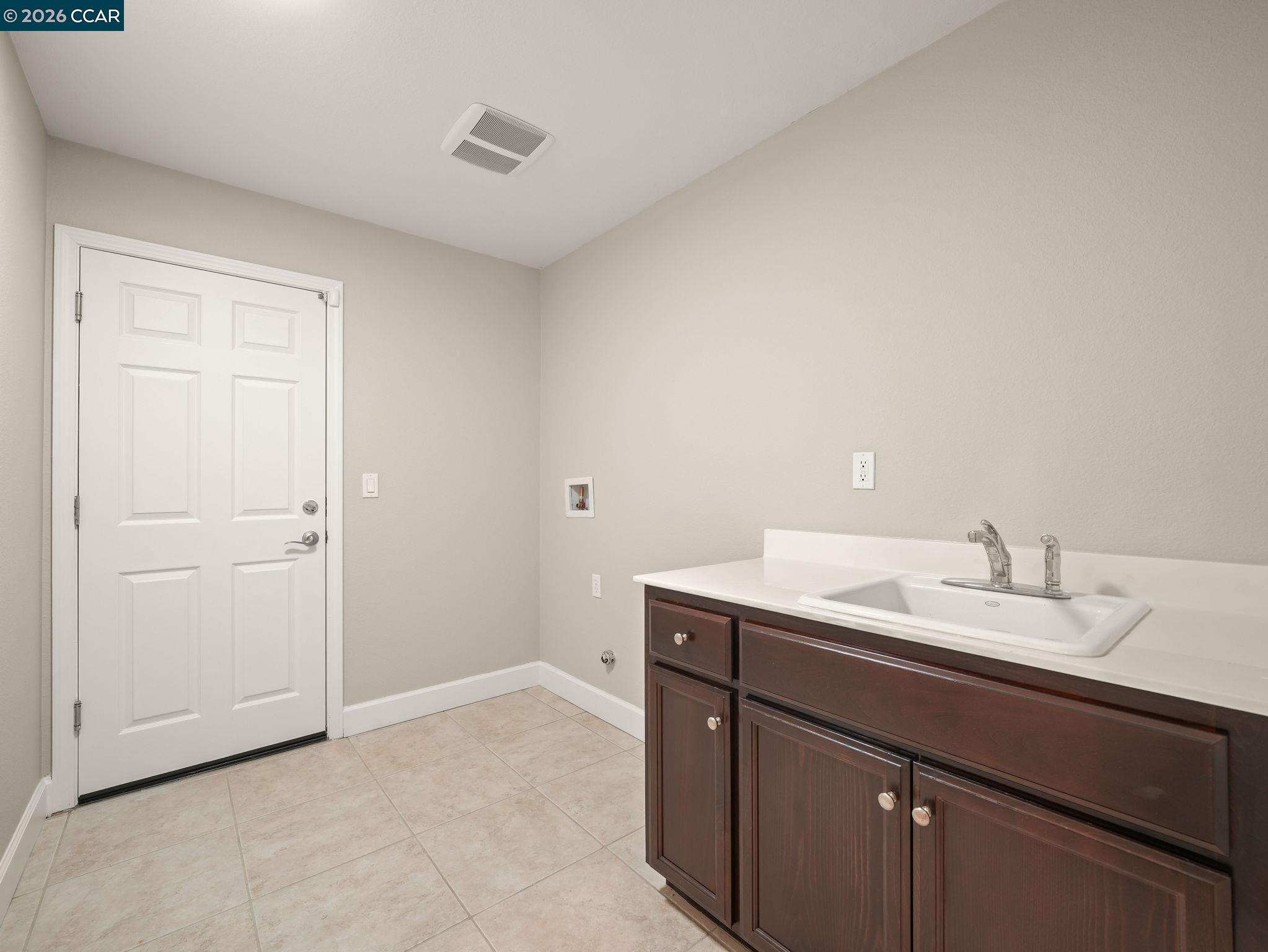 929 Painted Shore Court, Oakley CA 94561 — photo 16