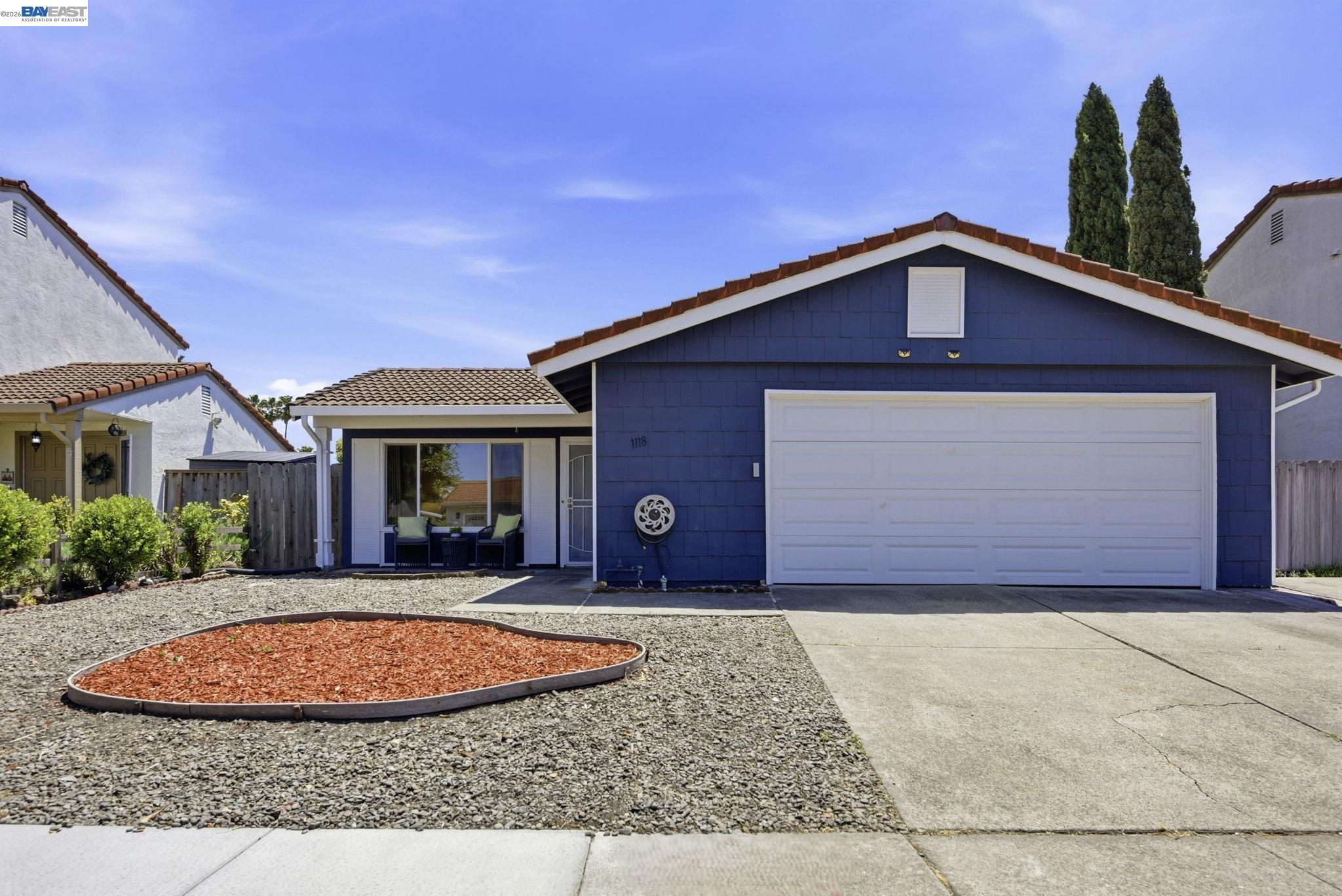 Front Image Thumbnail for BE41136113