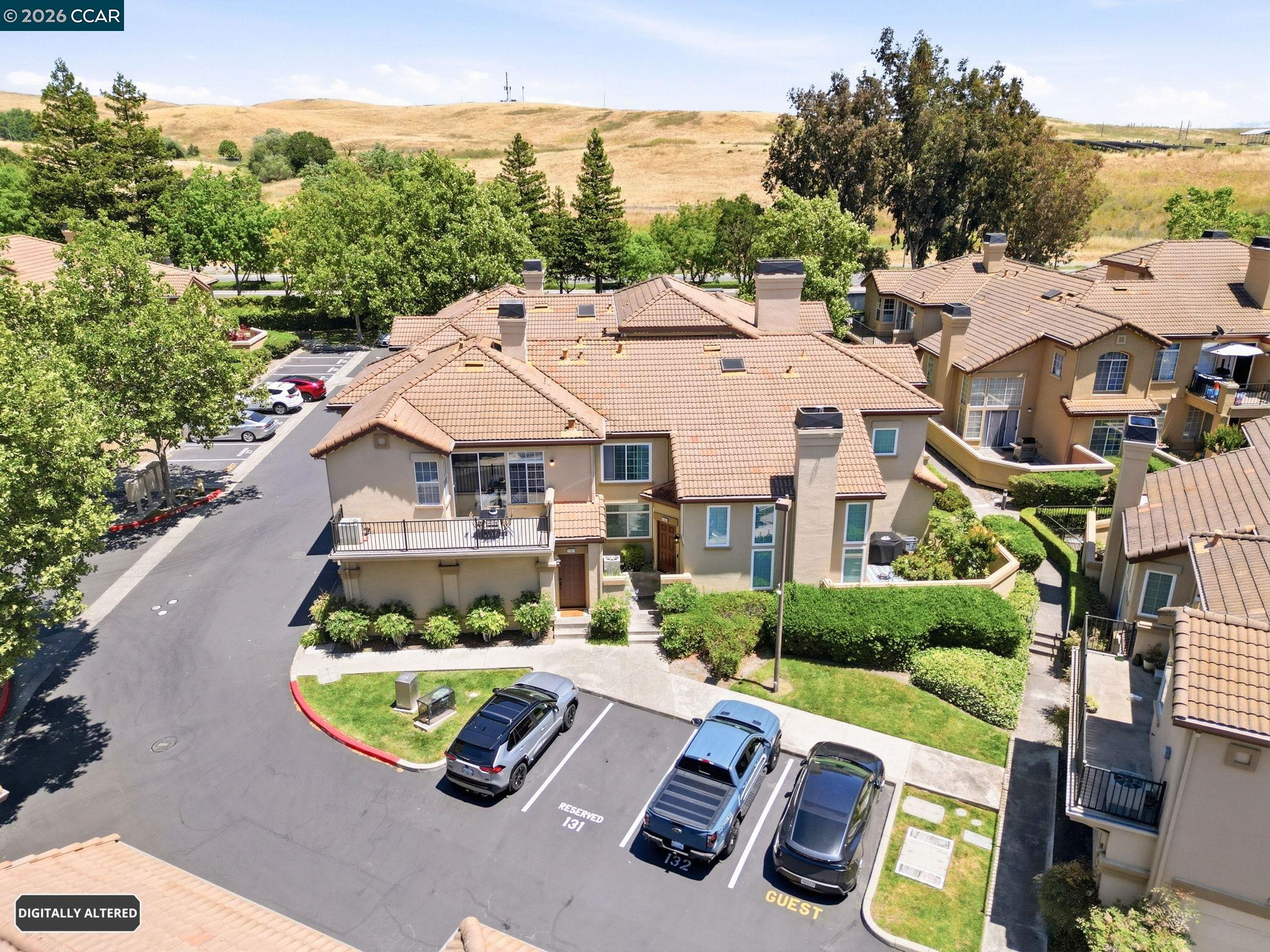 Photo #2: 41136121 Listing: Photo #2