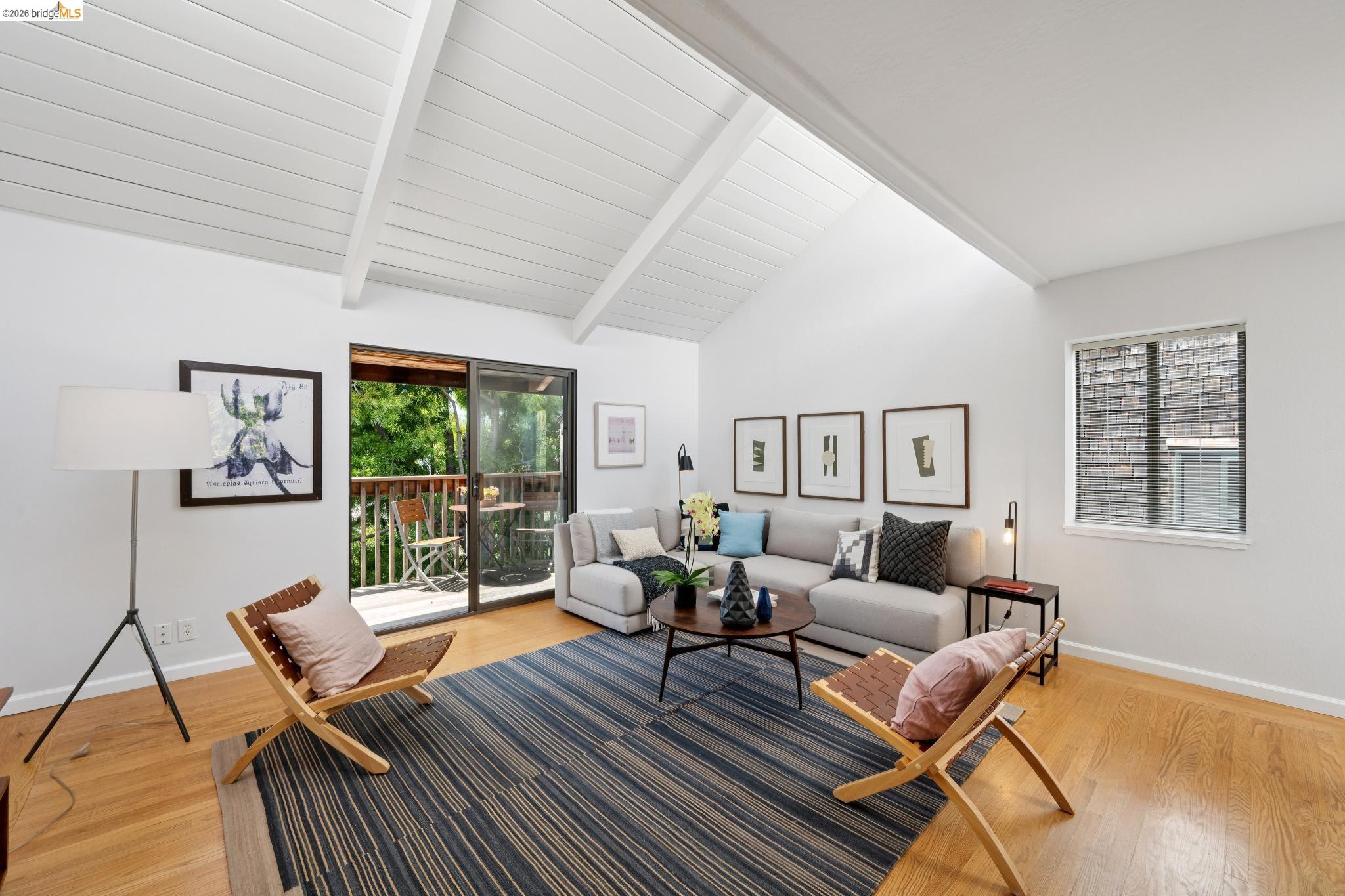 Photo #8: 41136131 Listing: Photo #8