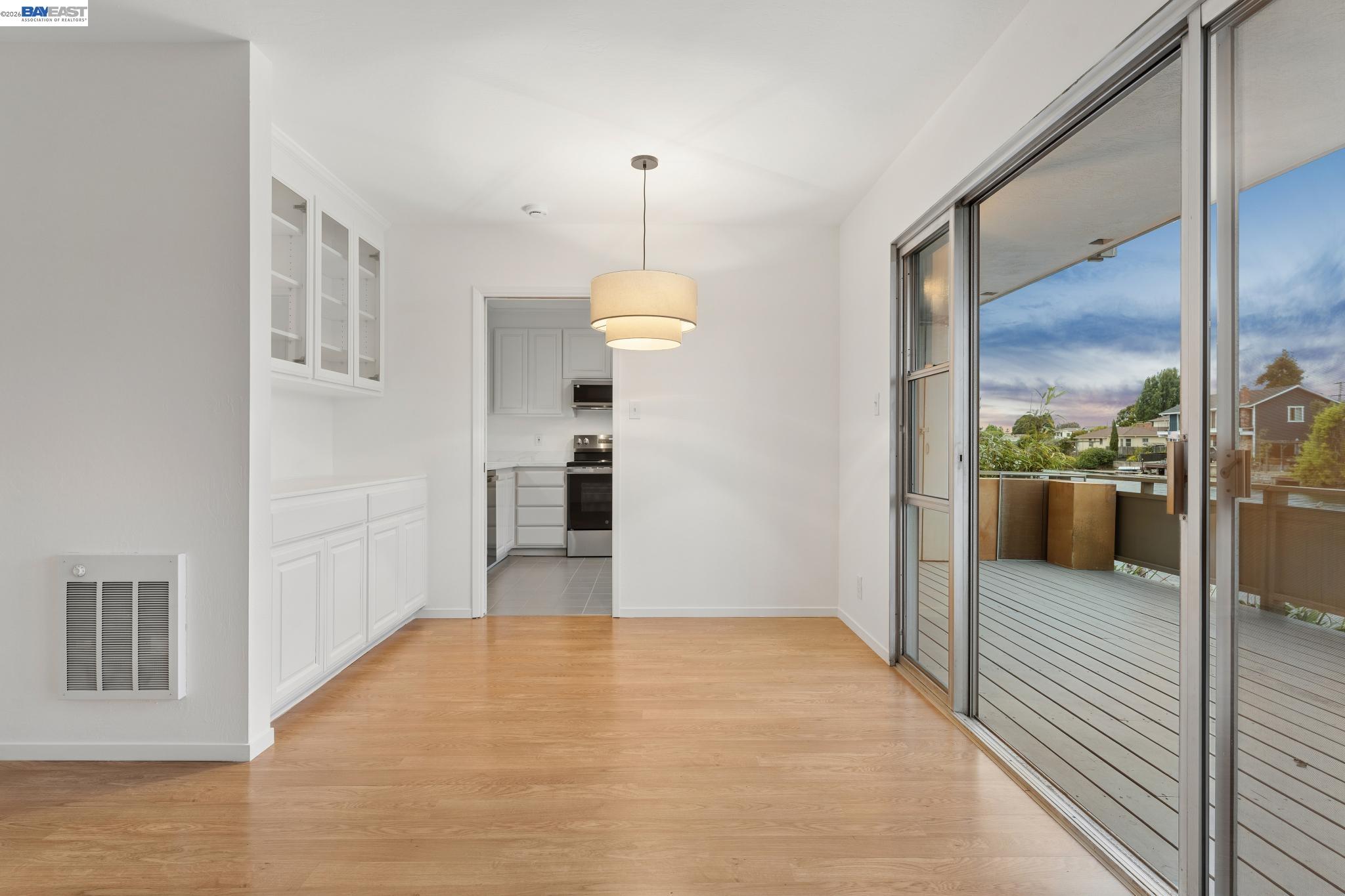 Photo #8: 41136136 Listing: Photo #8