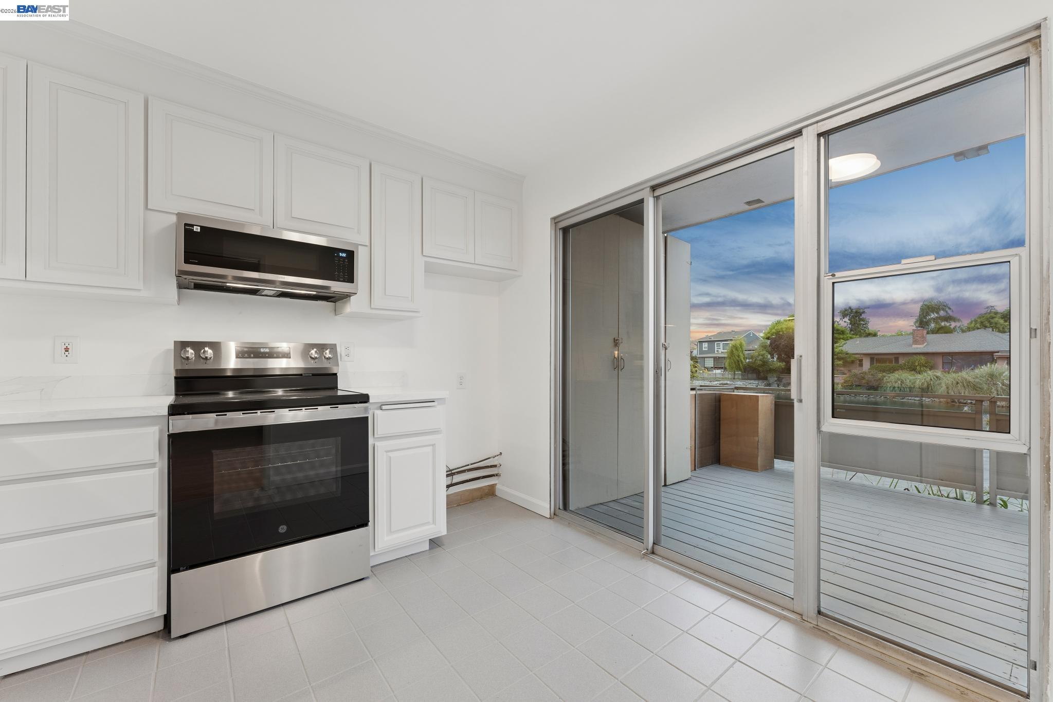 Photo #9: 41136136 Listing: Photo #9